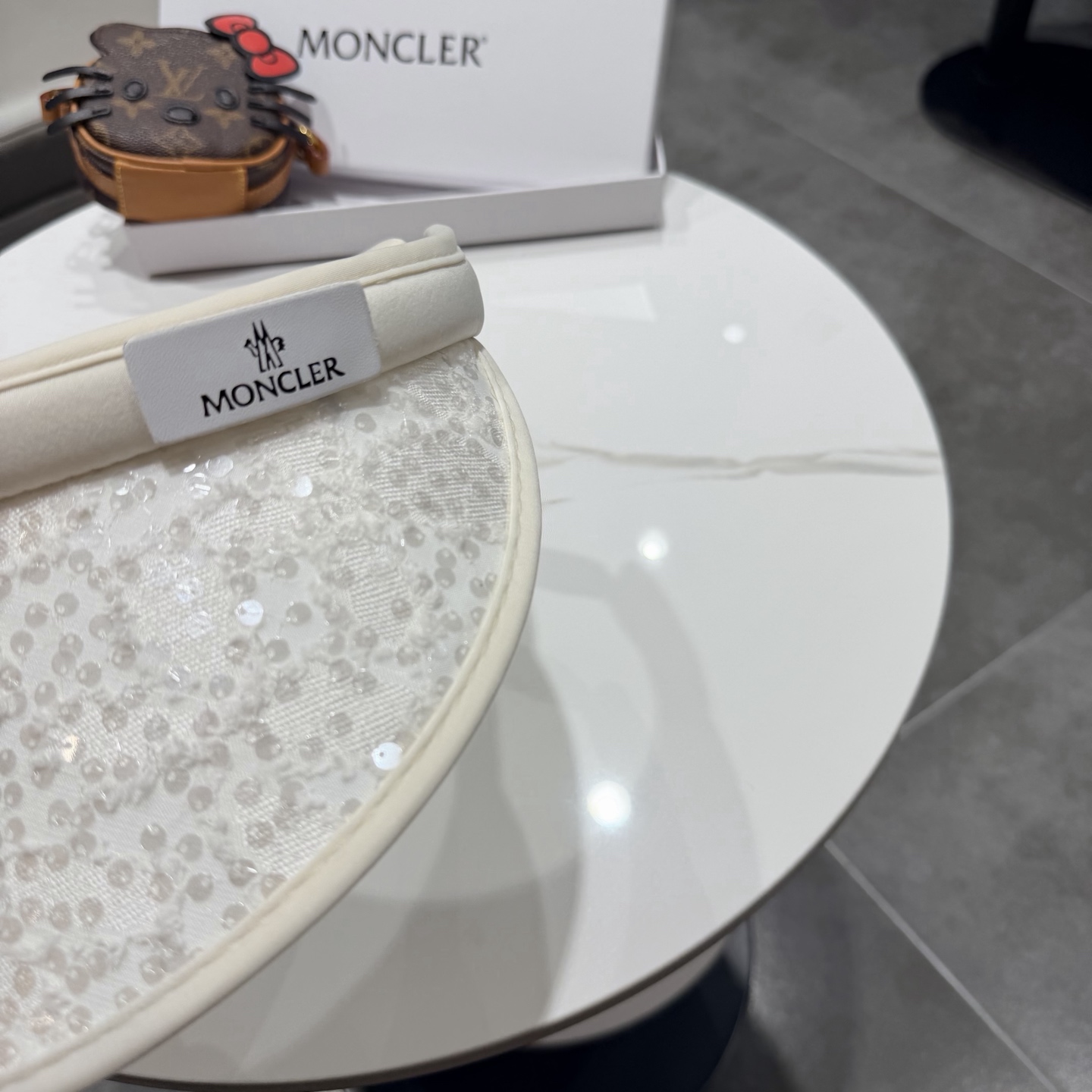 【MONCLER蒙口】空顶草帽女夏季防紫外线遮阳帽出游太阳帽百搭草编防晒帽子