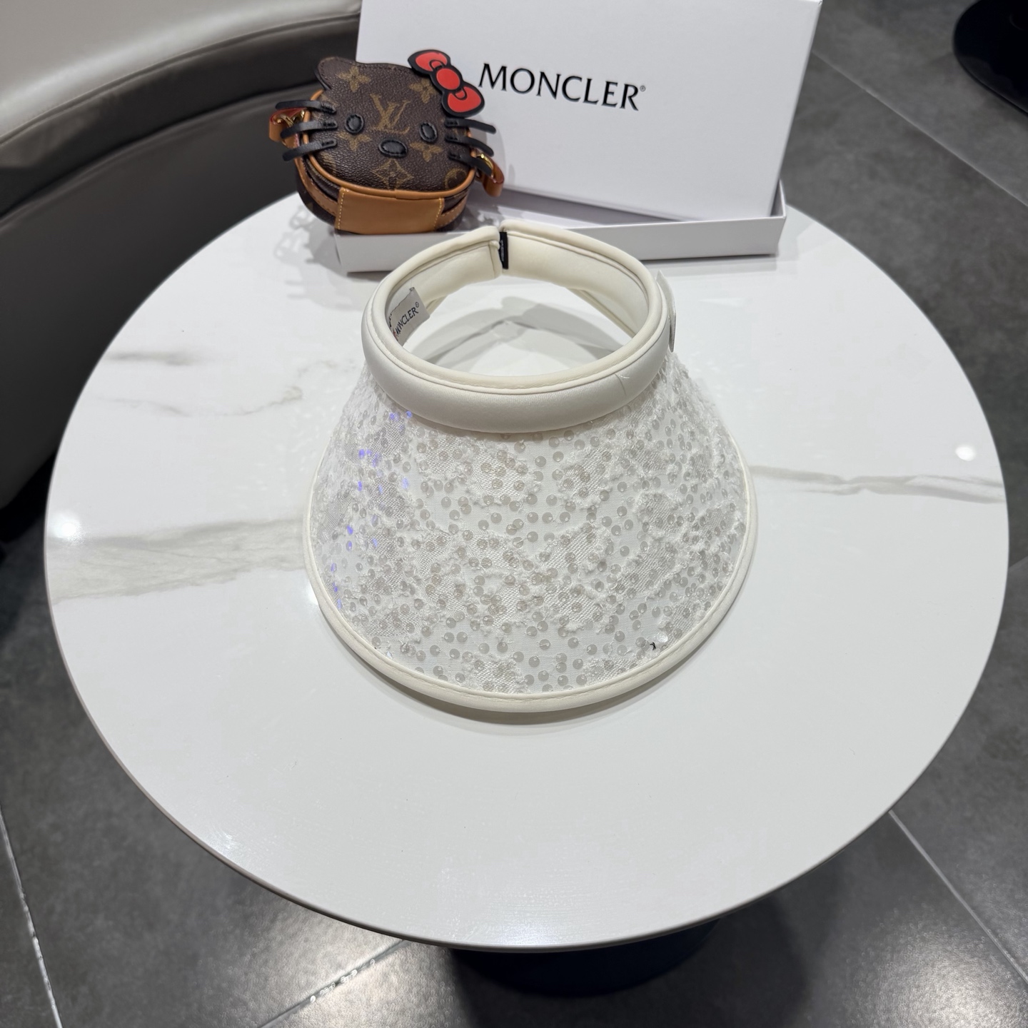 【MONCLER蒙口】空顶草帽女夏季防紫外线遮阳帽出游太阳帽百搭草编防晒帽子