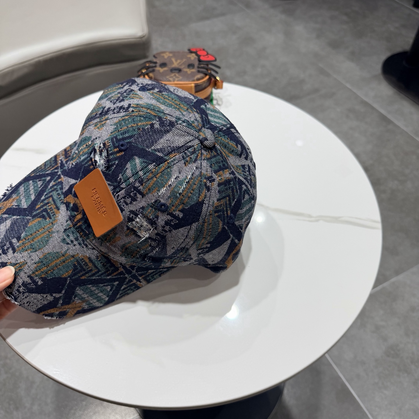 爱马仕Hermes 官网新品经典款 棒球帽🎩 原单品质 火爆来袭。 工艺非常精美[爱心] 高档大气上档次