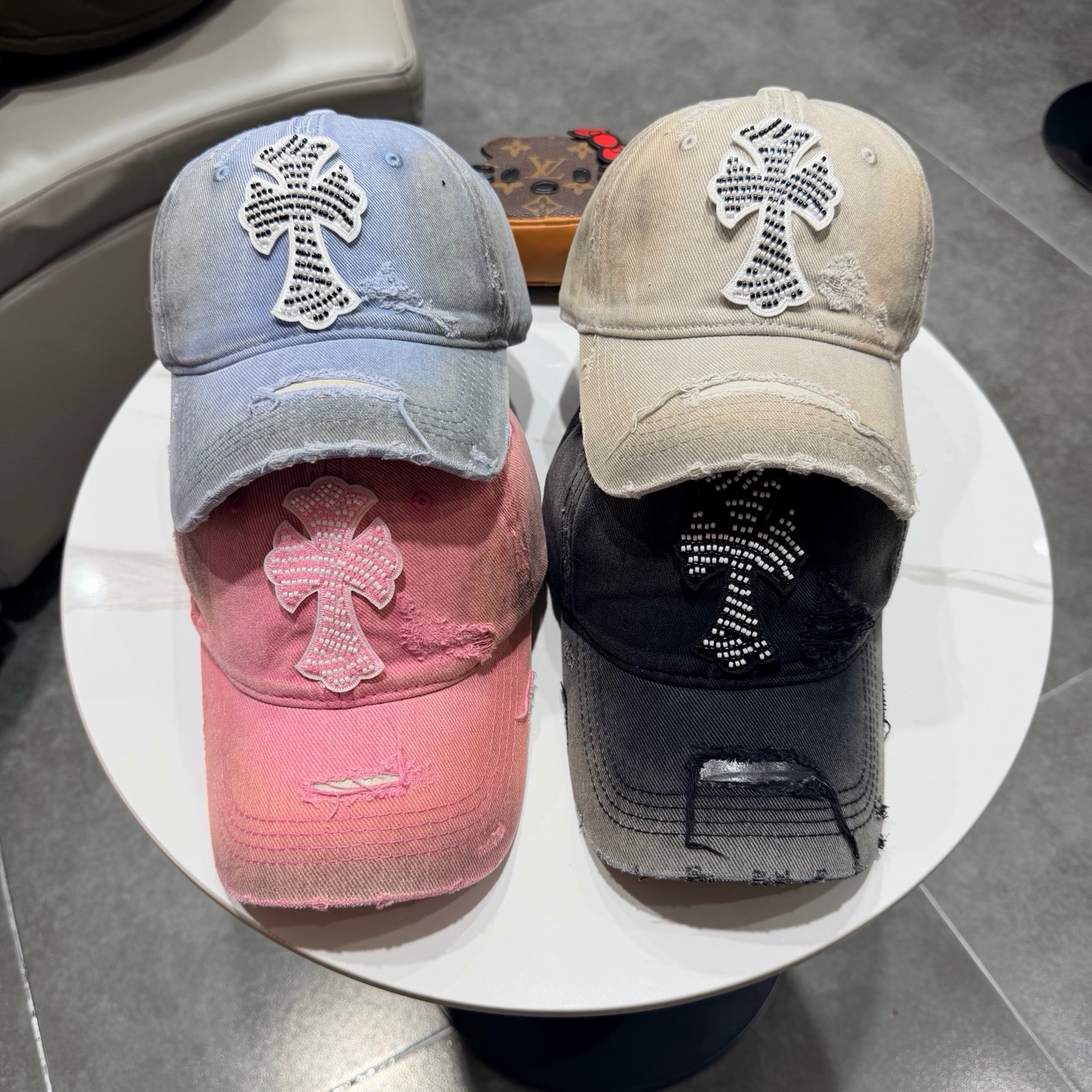 Chrome Hearts 克罗心💓破洞韩版时尚复古洗水棒球帽🧢鸭舌帽