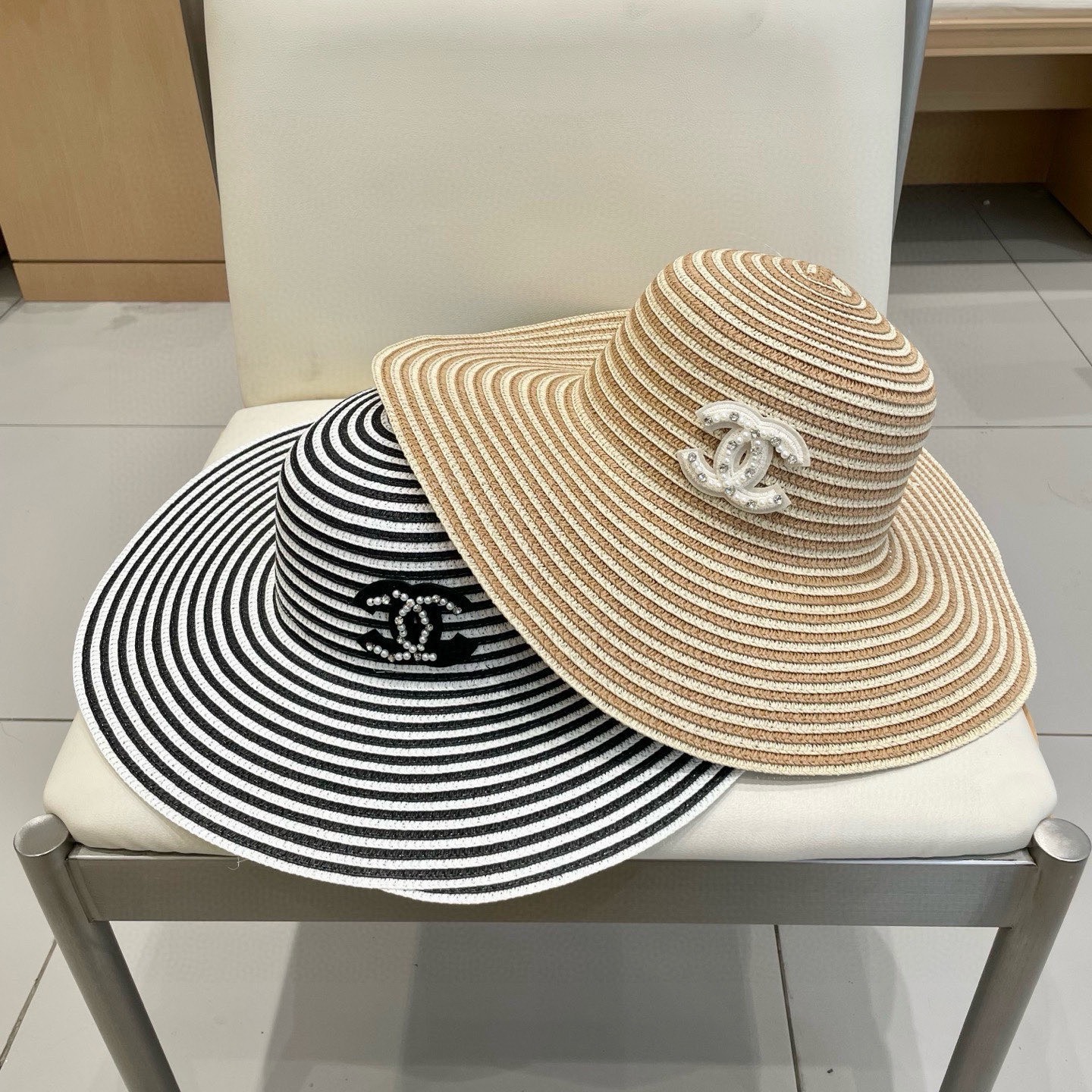 香奈儿Chanel爆款双色条纹简约休闲大帽檐草帽女户外旅游沙滩遮阳显脸小