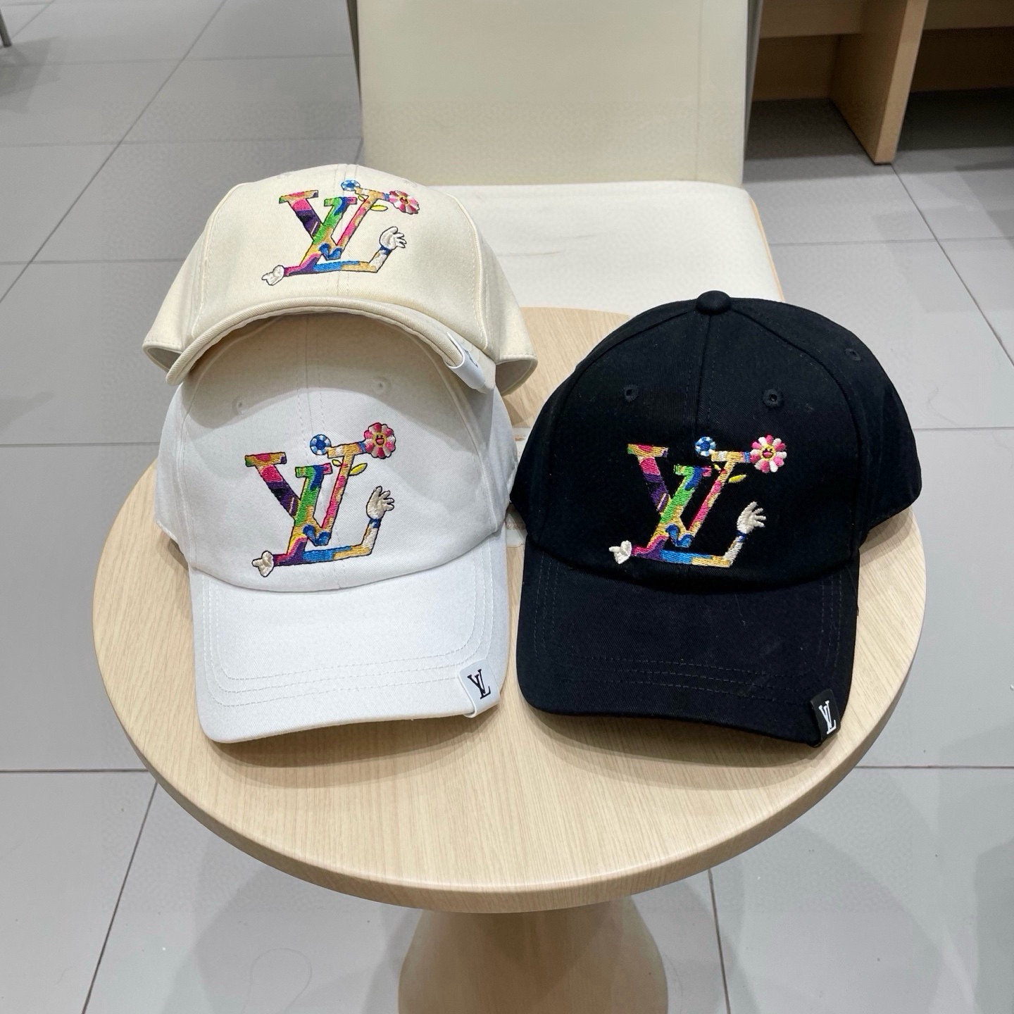 🧢路易威登牛仔棒球帽 LouisVuitton😍2025新款LV棒球帽，重工打造♥️高端大气，百搭款🤗男