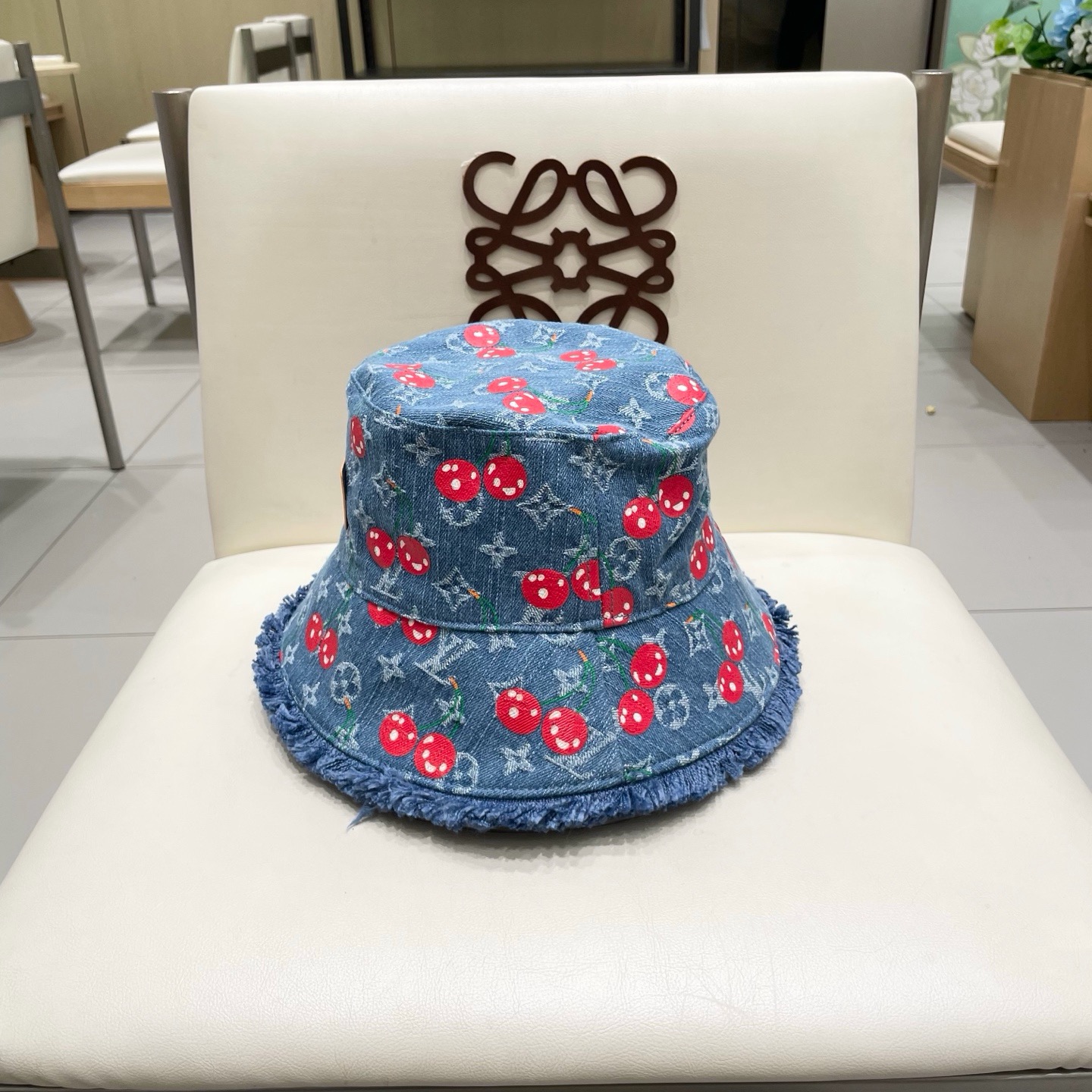 LV路易威登牛仔渔夫帽，头围57cm