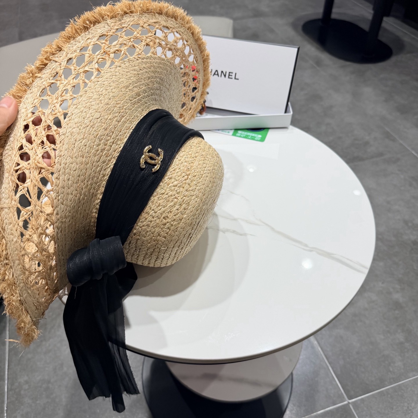 Chanel 搭配真丝飘带，出游 ，头围57cm