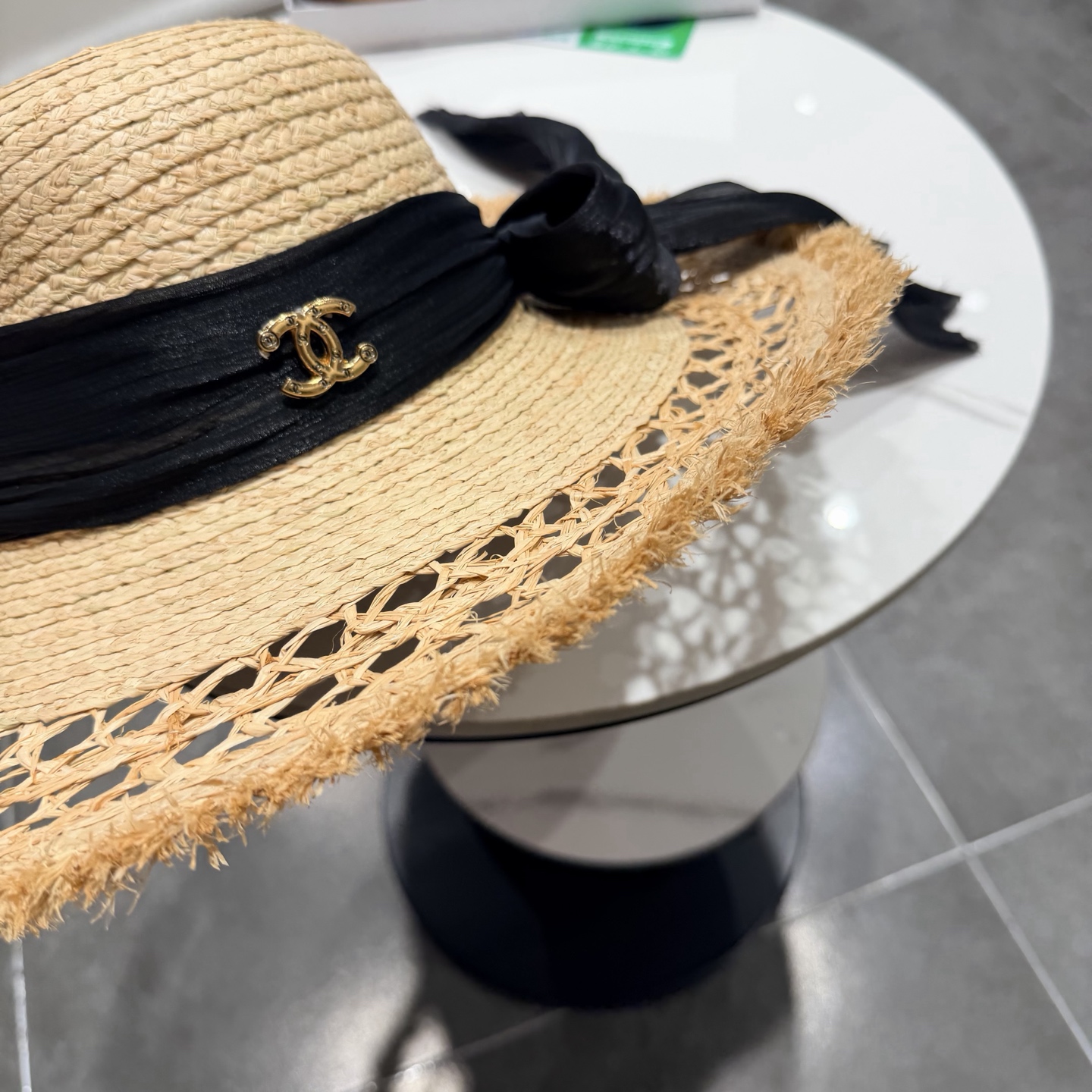 Chanel 搭配真丝飘带，出游 ，头围57cm
