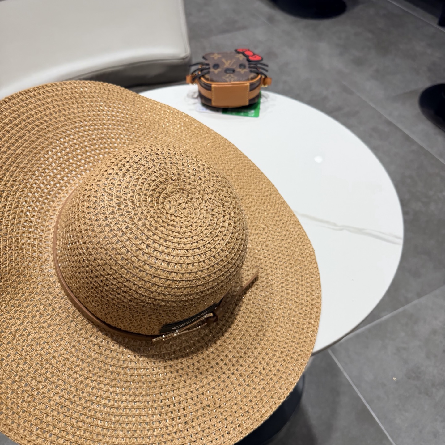 Celine赛琳新款草帽，头围57cm