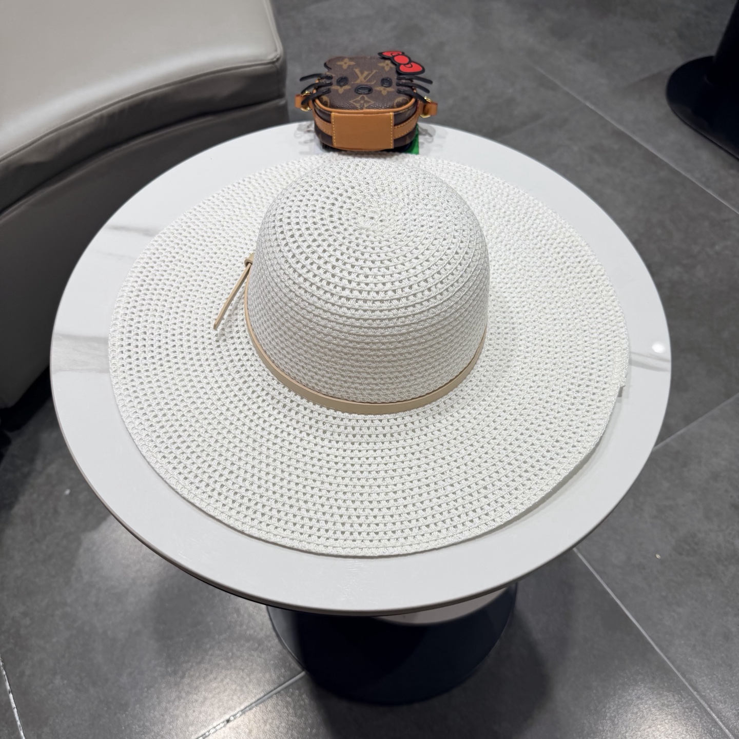 Celine赛琳新款草帽，头围57cm