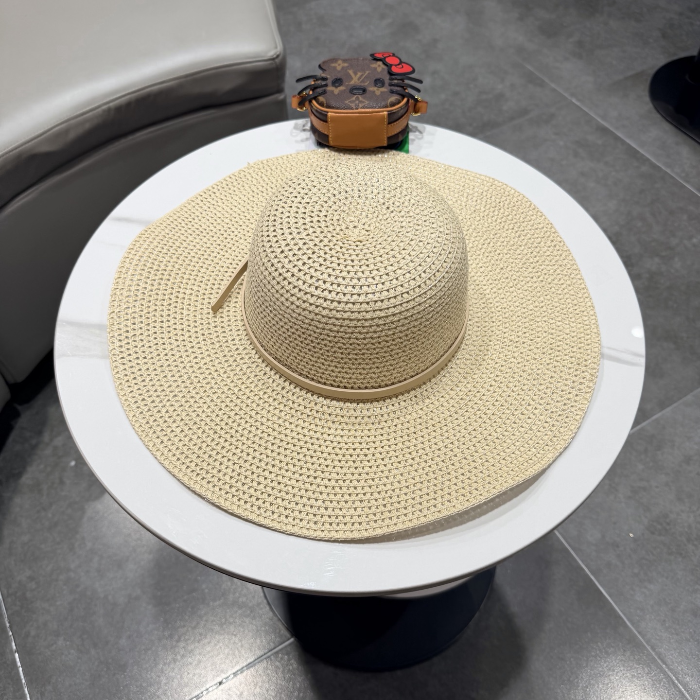 Celine赛琳新款草帽，头围57cm