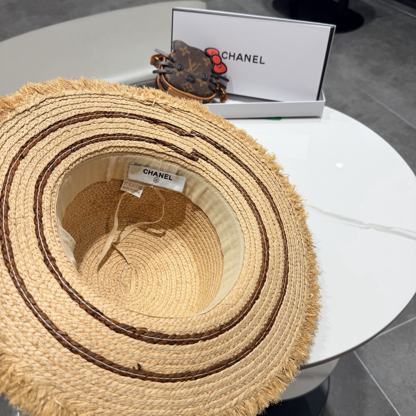 Chanel香奈儿拉菲草帽，头围57cm
