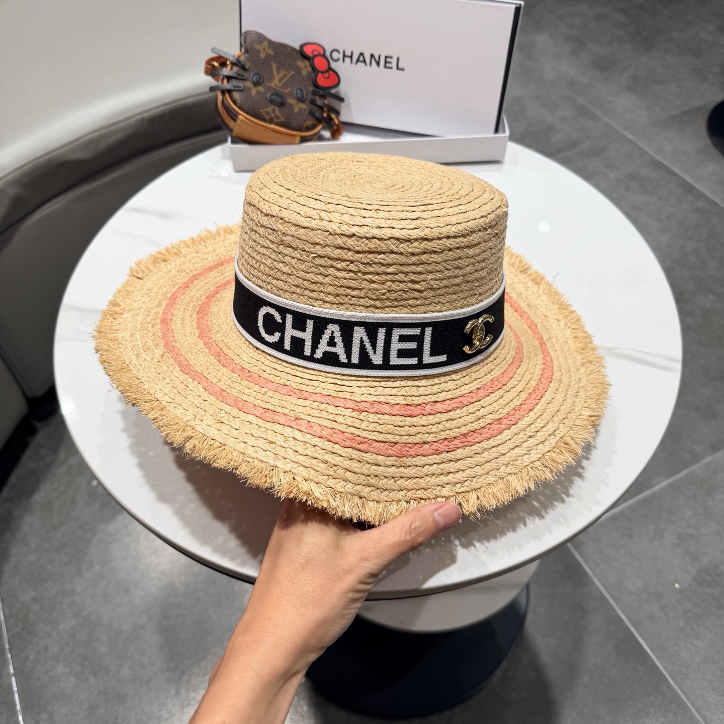 Chanel香奈儿拉菲草帽，头围57cm