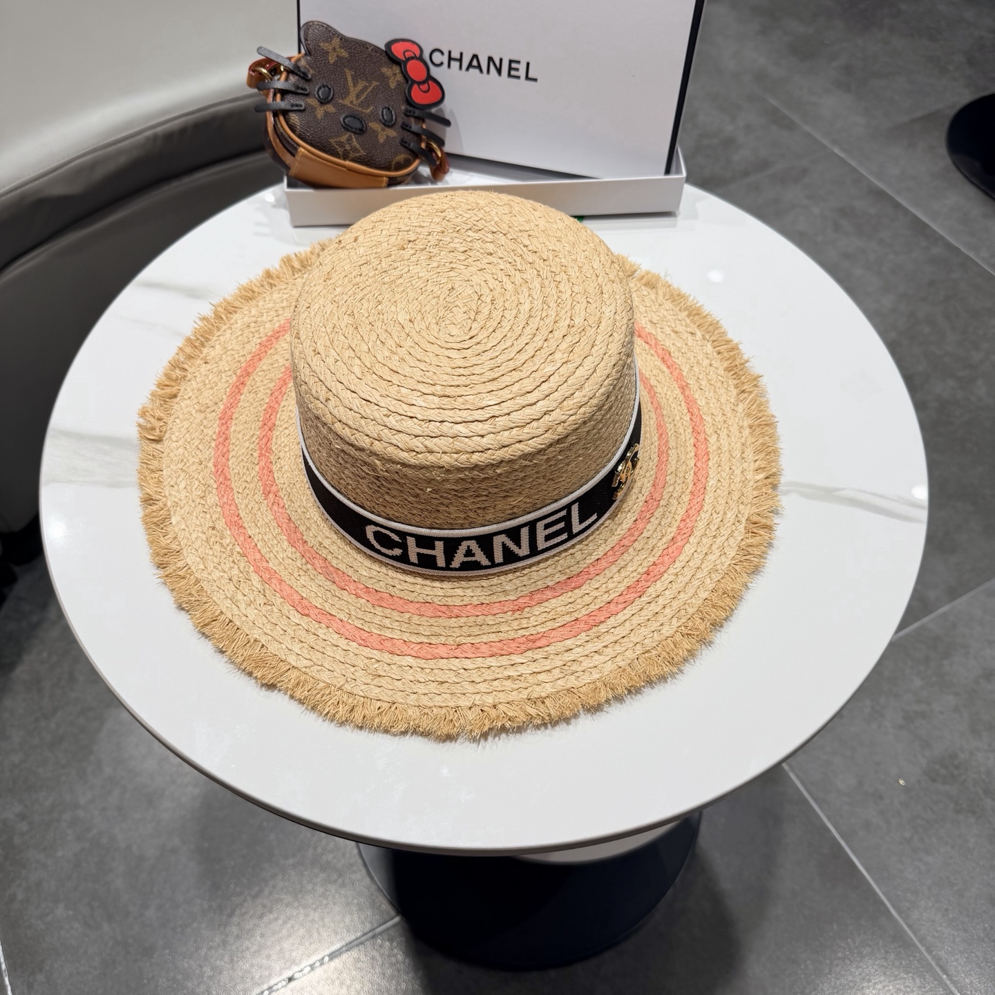 Chanel香奈儿拉菲草帽，头围57cm