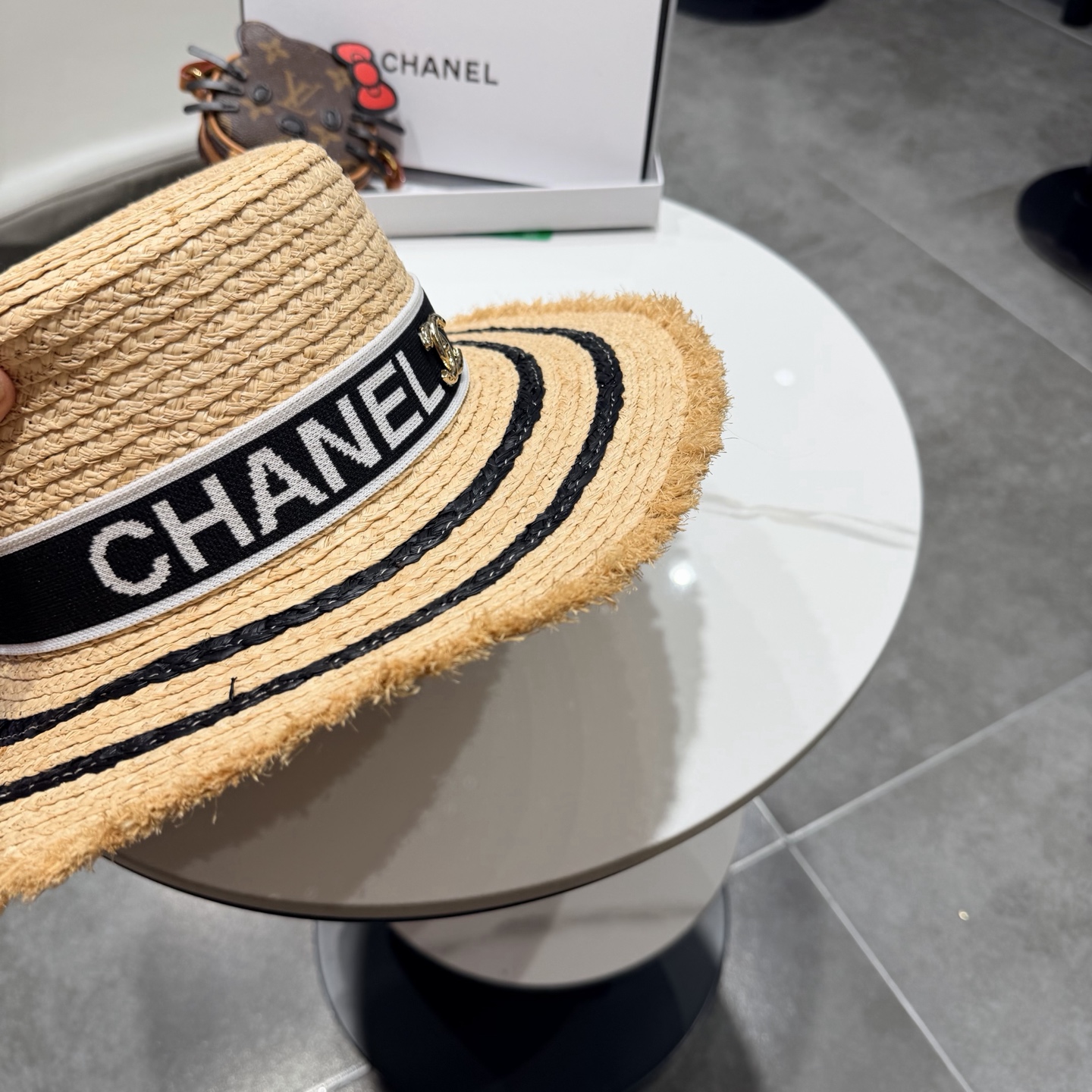 Chanel香奈儿拉菲草帽，头围57cm