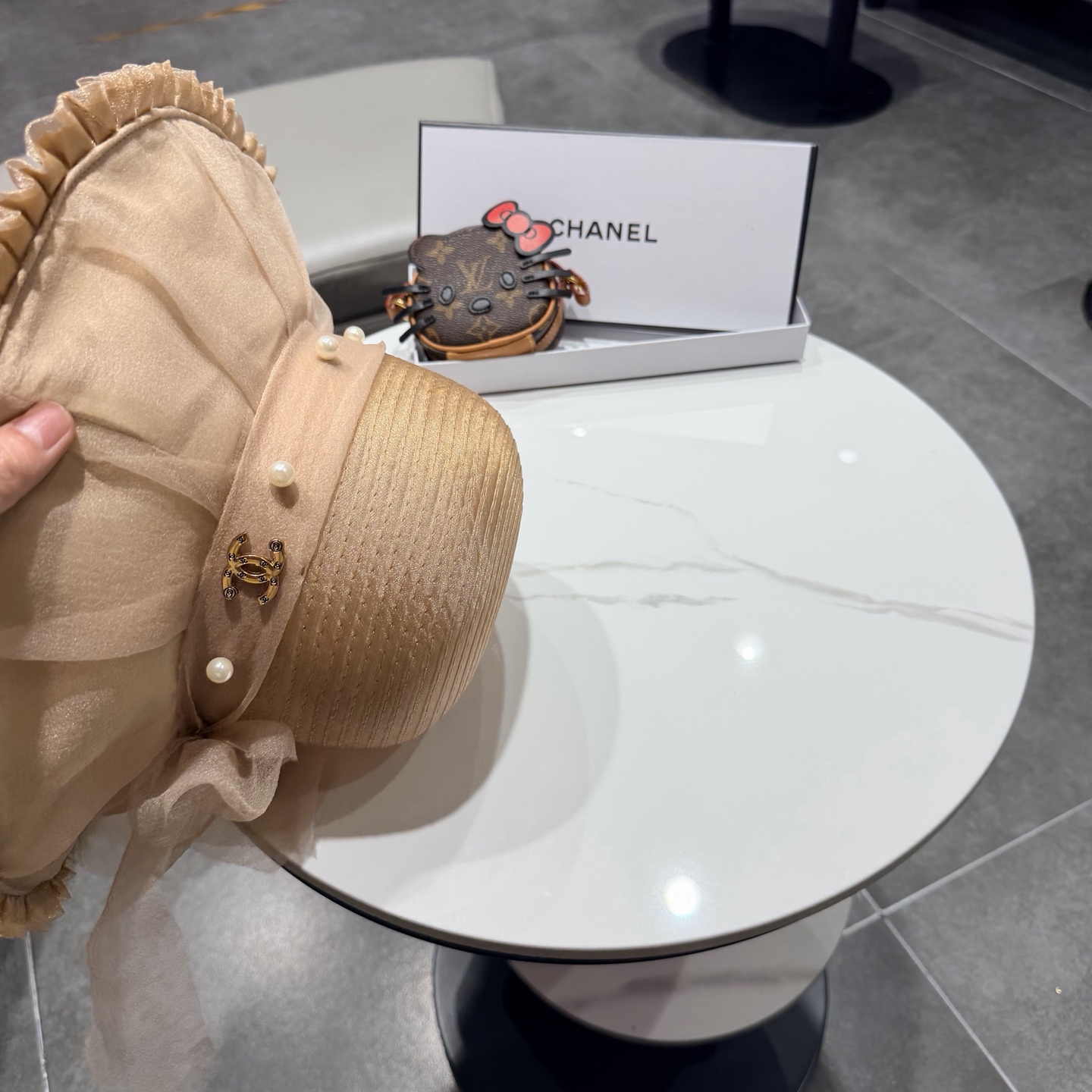 chanel香奈儿朵澜法式复古帽子女网纱赫本草帽折叠草编户外遮阳帽防晒帽紫外线