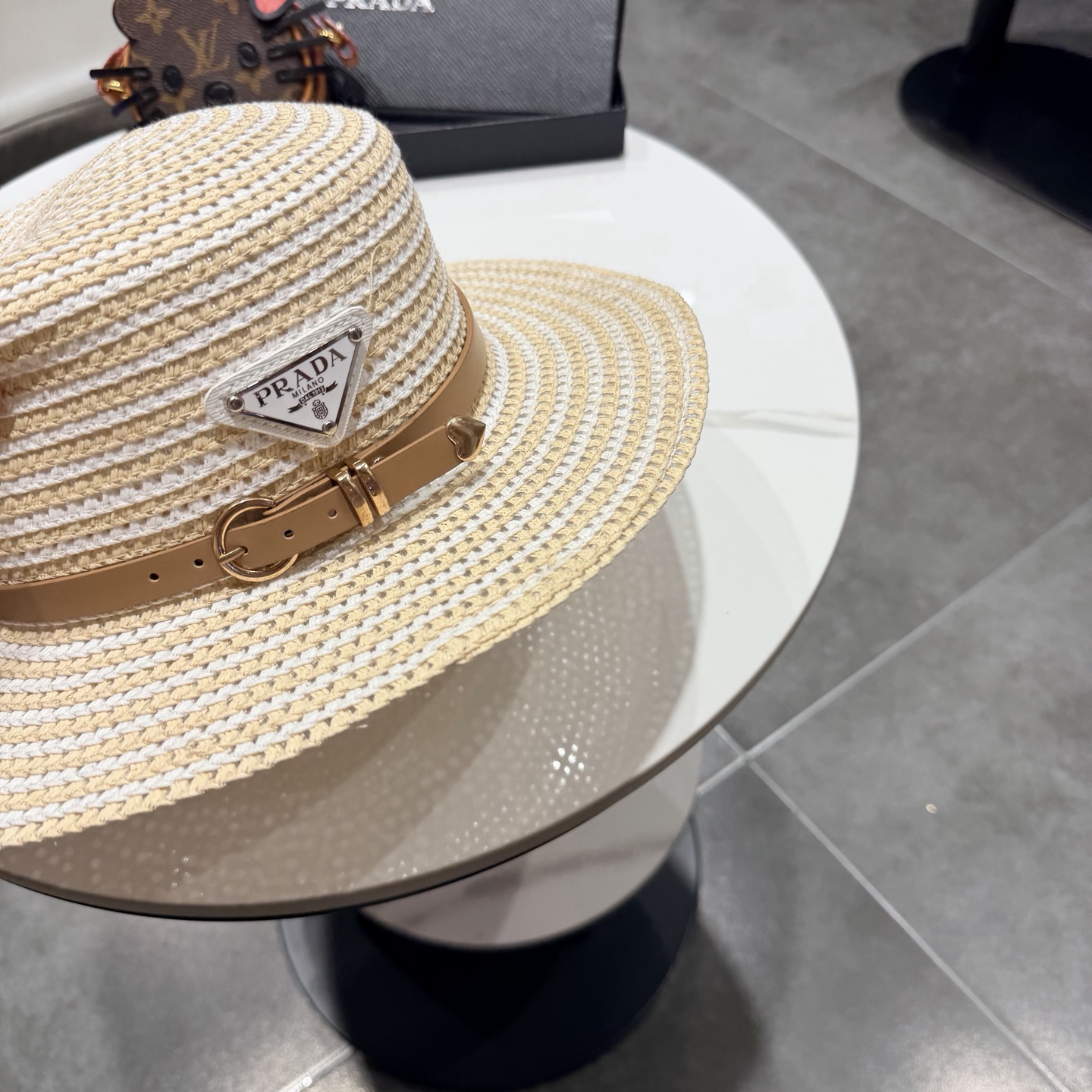 普拉达遮阳帽，遮阳礼帽，沙滩帽，头围57cm