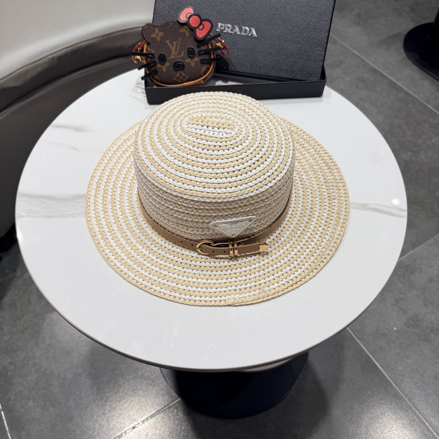 普拉达遮阳帽，遮阳礼帽，沙滩帽，头围57cm