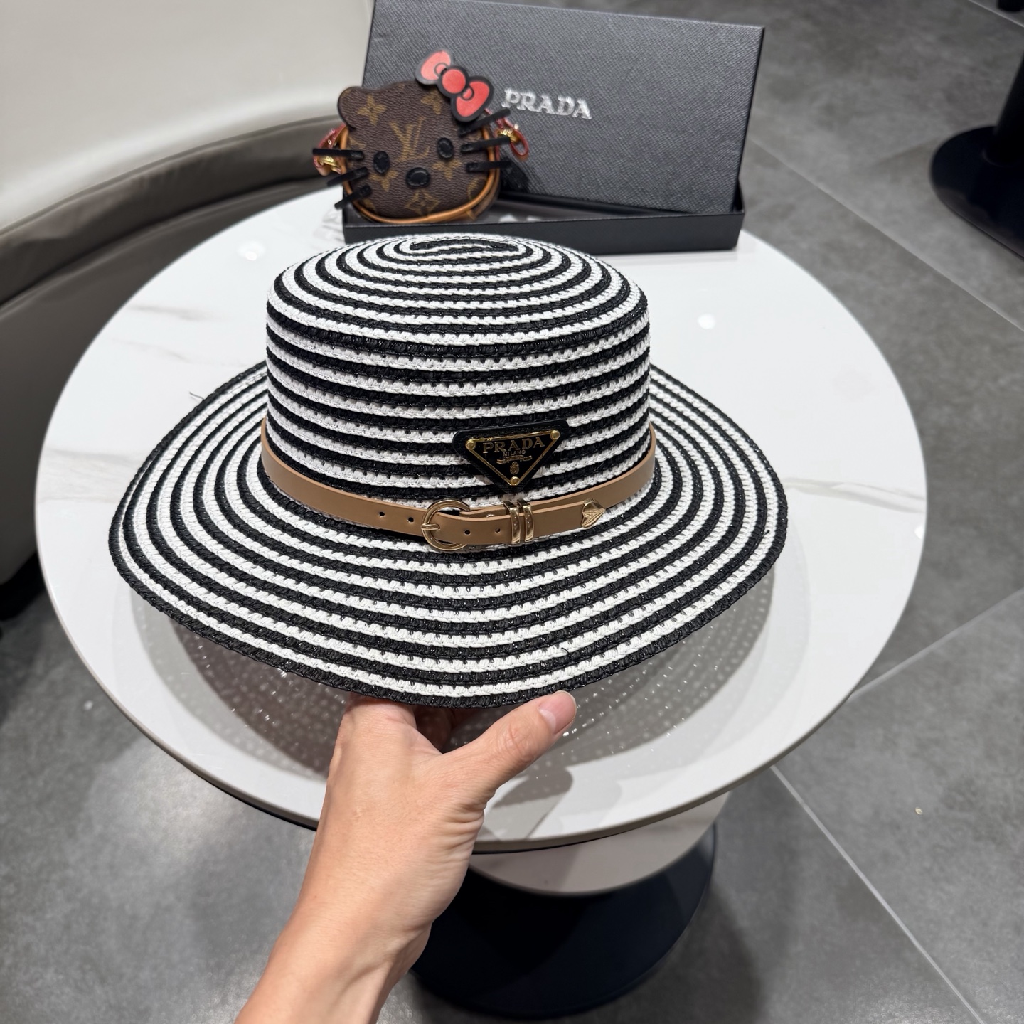 普拉达遮阳帽，遮阳礼帽，沙滩帽，头围57cm