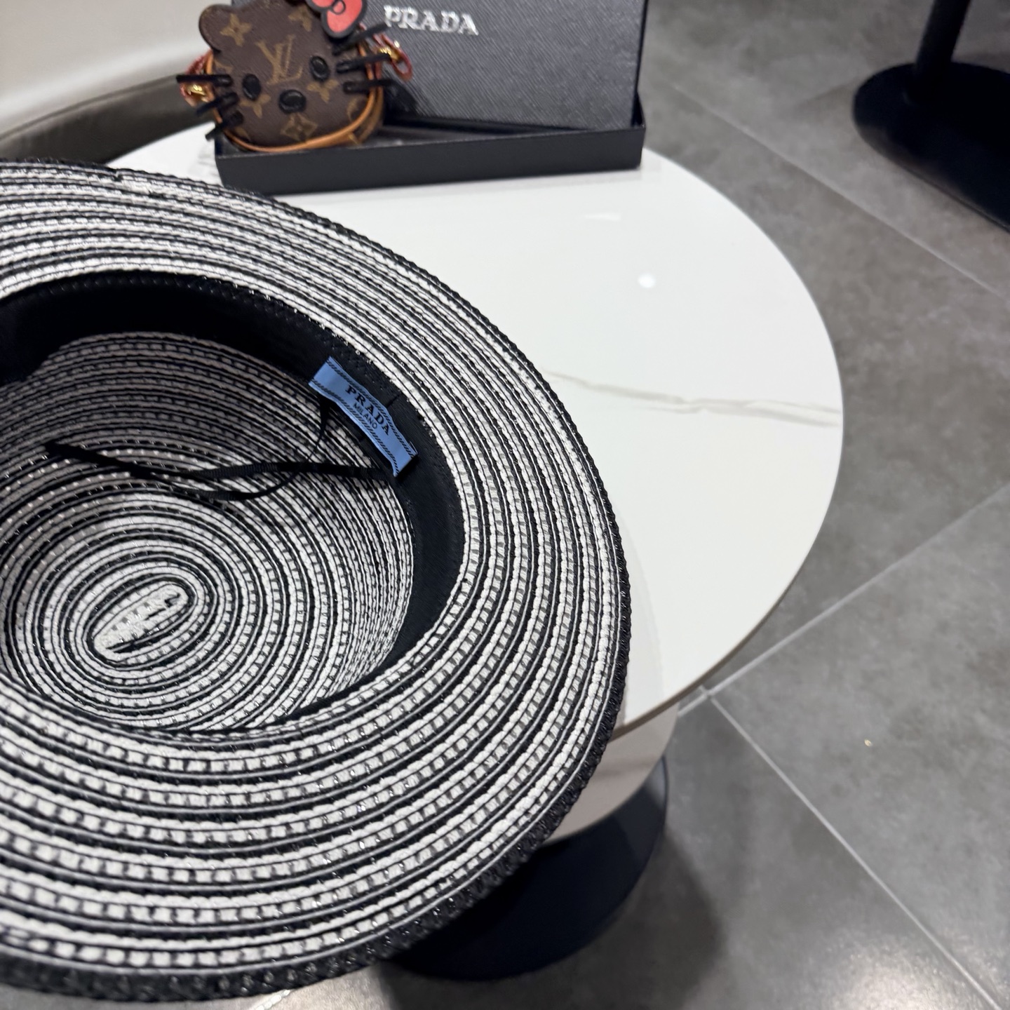 普拉达遮阳帽，遮阳礼帽，沙滩帽，头围57cm