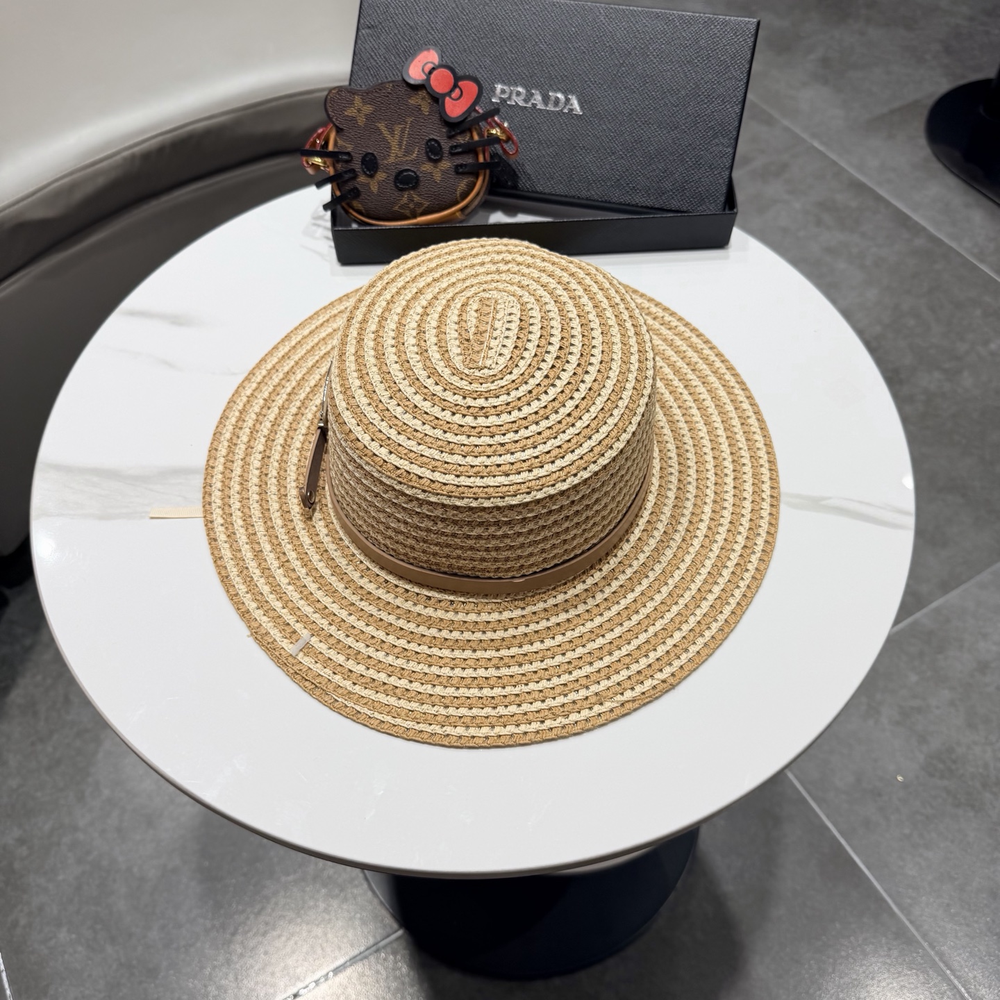 普拉达遮阳帽，遮阳礼帽，沙滩帽，头围57cm