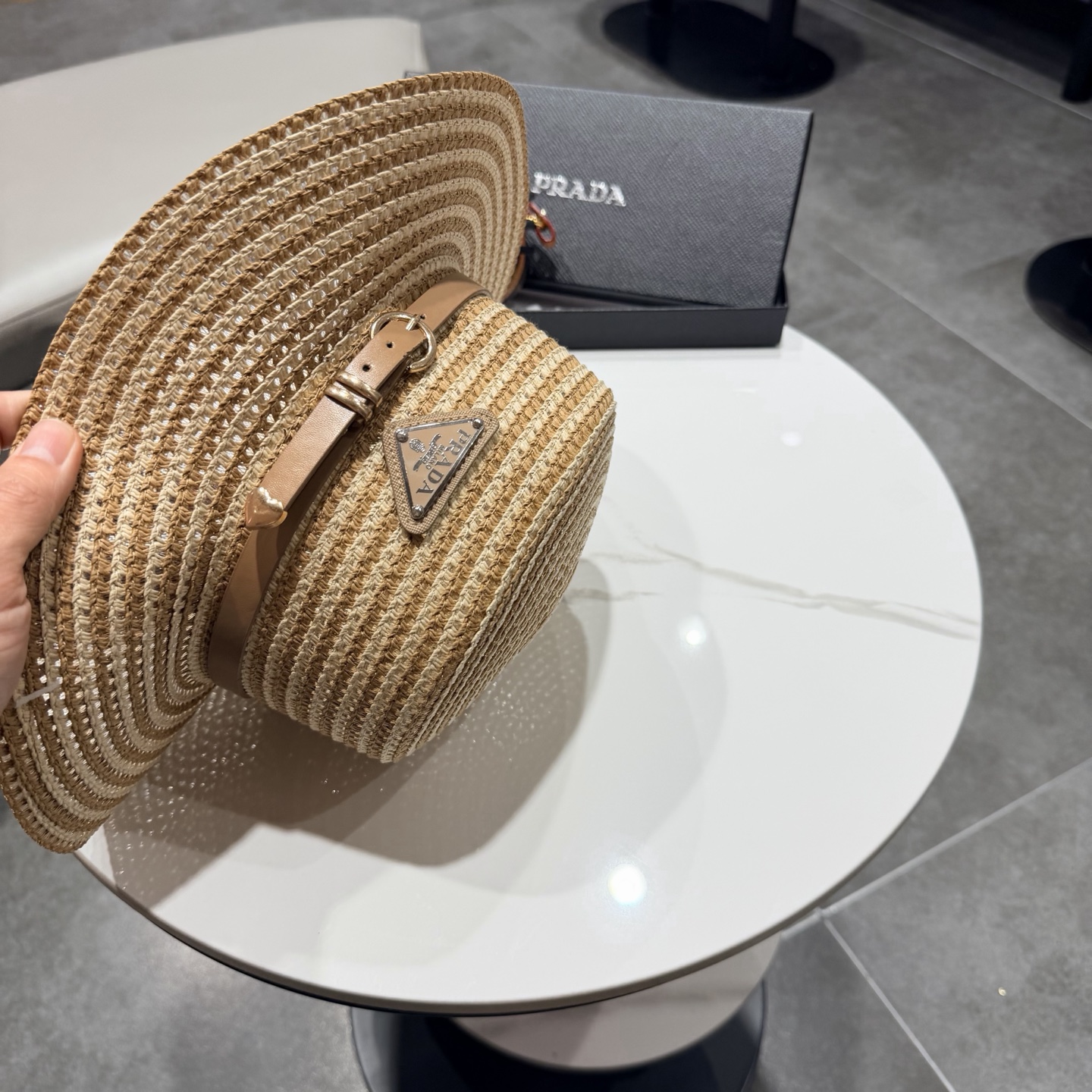 普拉达遮阳帽，遮阳礼帽，沙滩帽，头围57cm