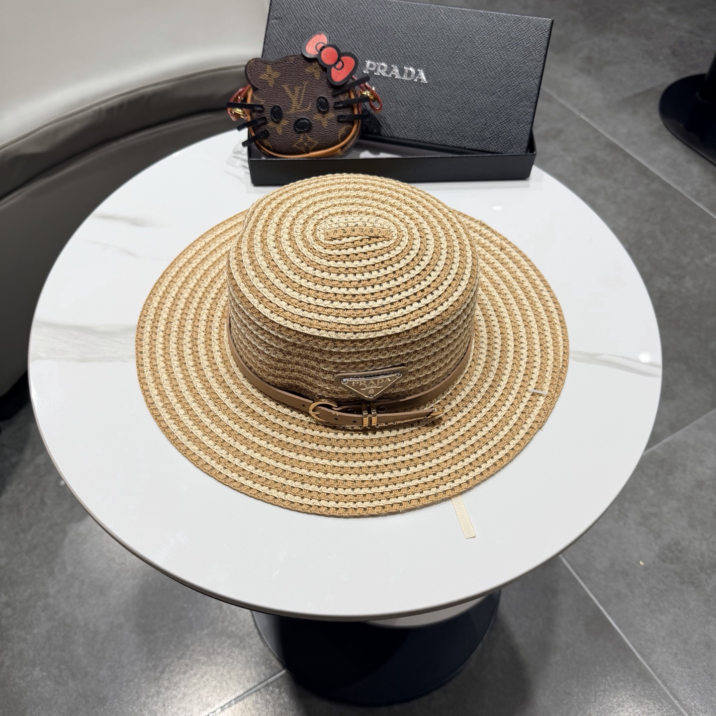 普拉达遮阳帽，遮阳礼帽，沙滩帽，头围57cm