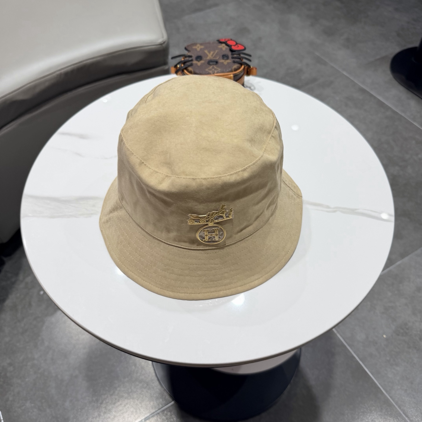 爱马仕 2026夏季新款条纹蝴蝶结帽子女休闲百搭渔夫帽户外遮阳防晒太阳帽