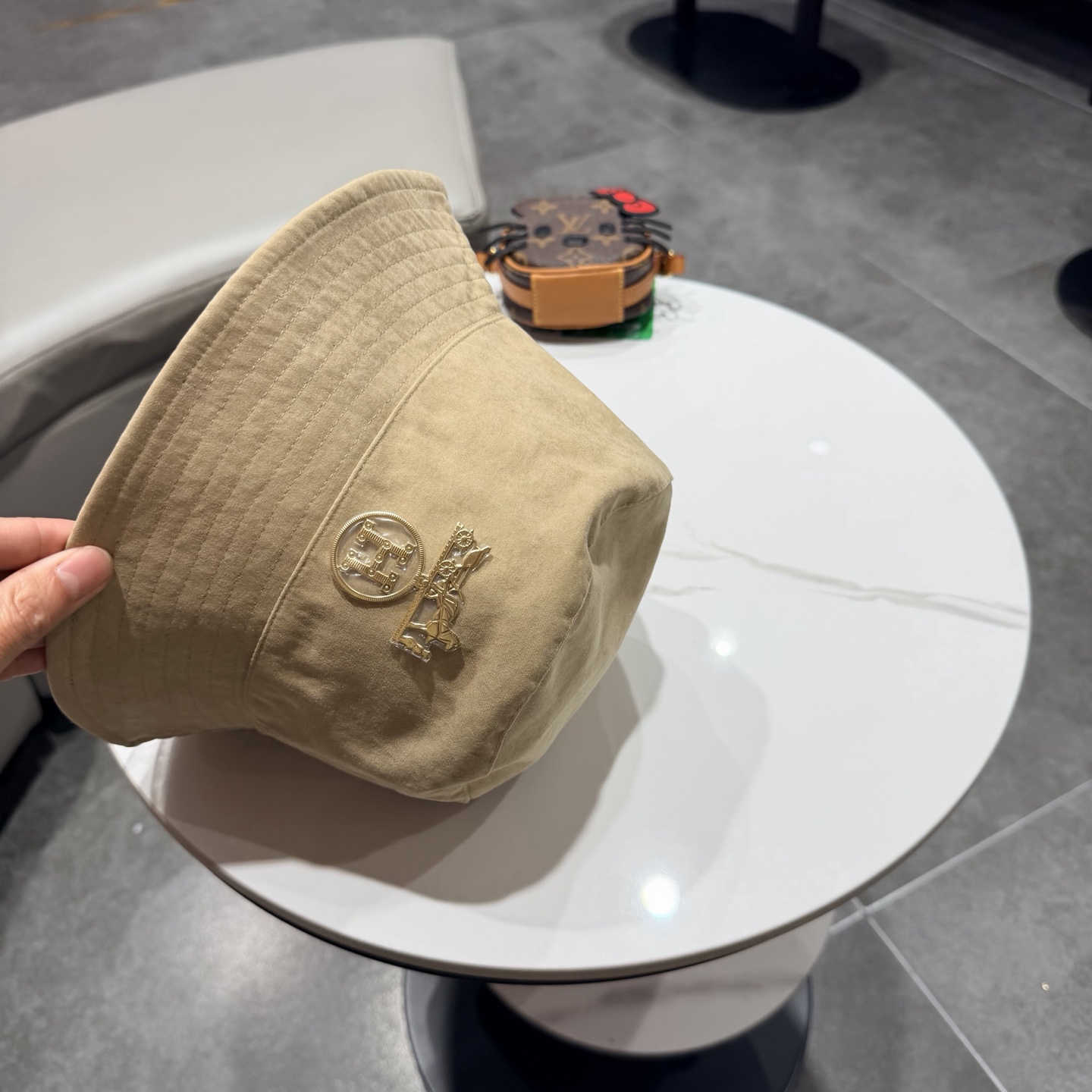 爱马仕 2026夏季新款条纹蝴蝶结帽子女休闲百搭渔夫帽户外遮阳防晒太阳帽