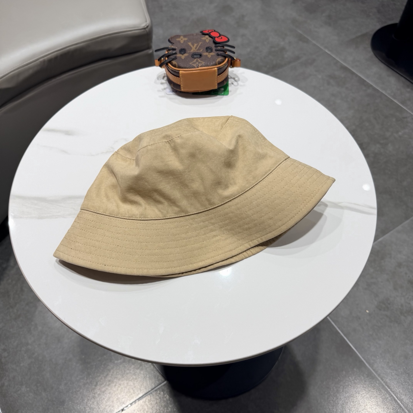 爱马仕 2026夏季新款条纹蝴蝶结帽子女休闲百搭渔夫帽户外遮阳防晒太阳帽