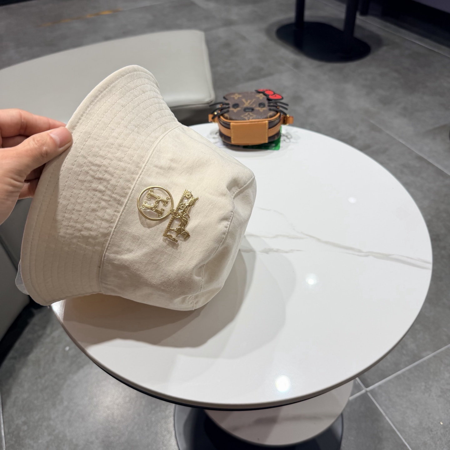 爱马仕 2026夏季新款条纹蝴蝶结帽子女休闲百搭渔夫帽户外遮阳防晒太阳帽