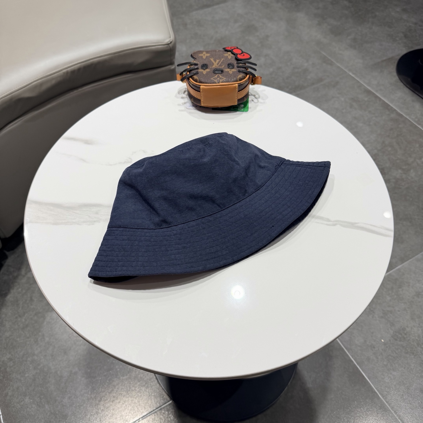 爱马仕 2026夏季新款条纹蝴蝶结帽子女休闲百搭渔夫帽户外遮阳防晒太阳帽