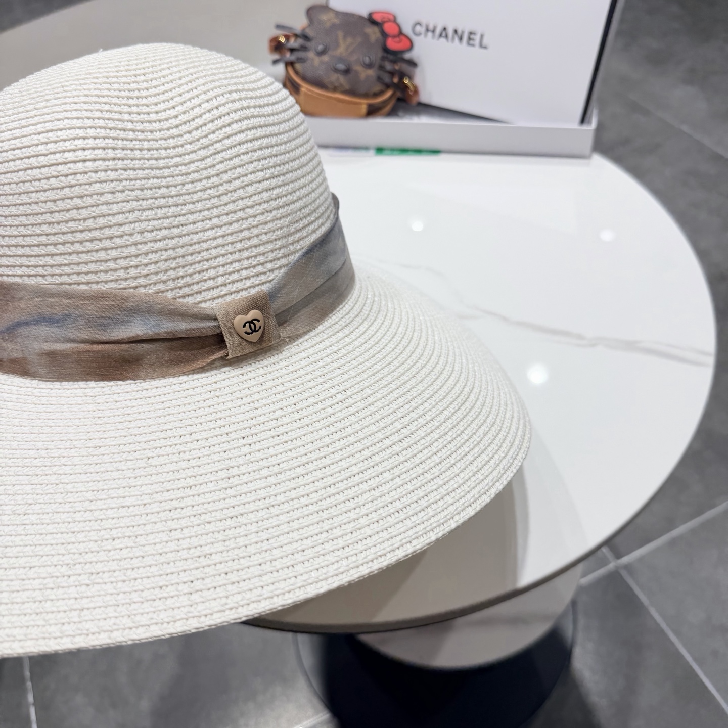 Chanel香奈儿新款大帽檐草帽，头围57cm