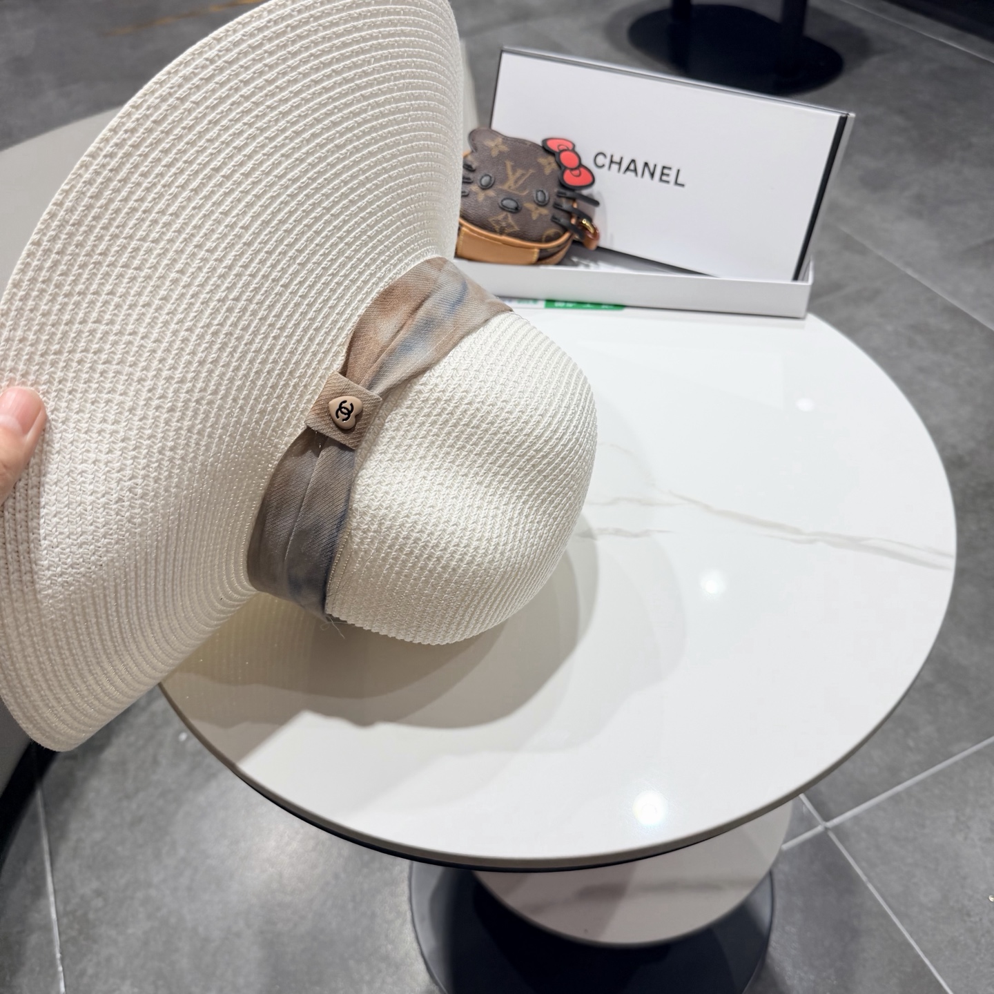 Chanel香奈儿新款大帽檐草帽，头围57cm