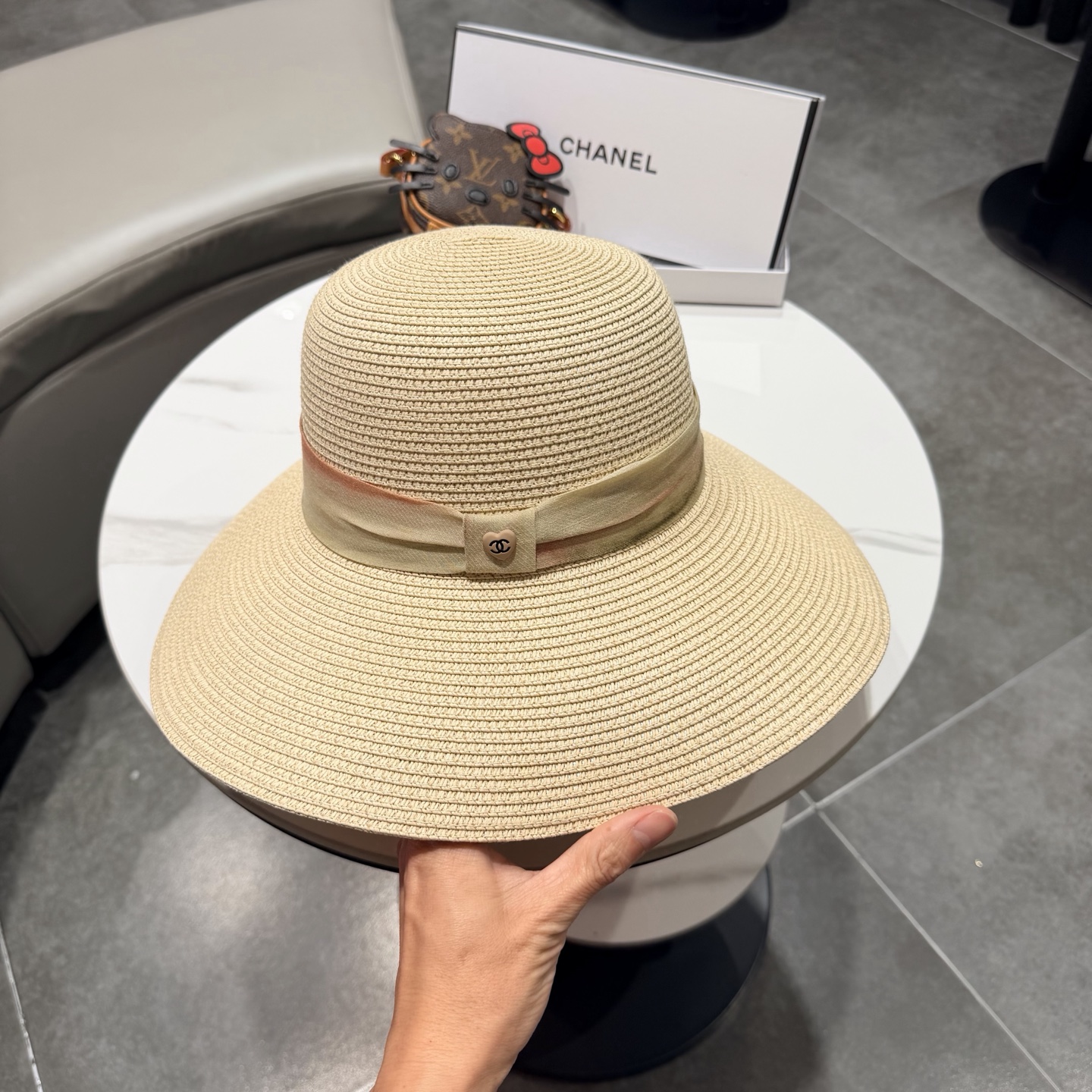 Chanel香奈儿新款大帽檐草帽，头围57cm