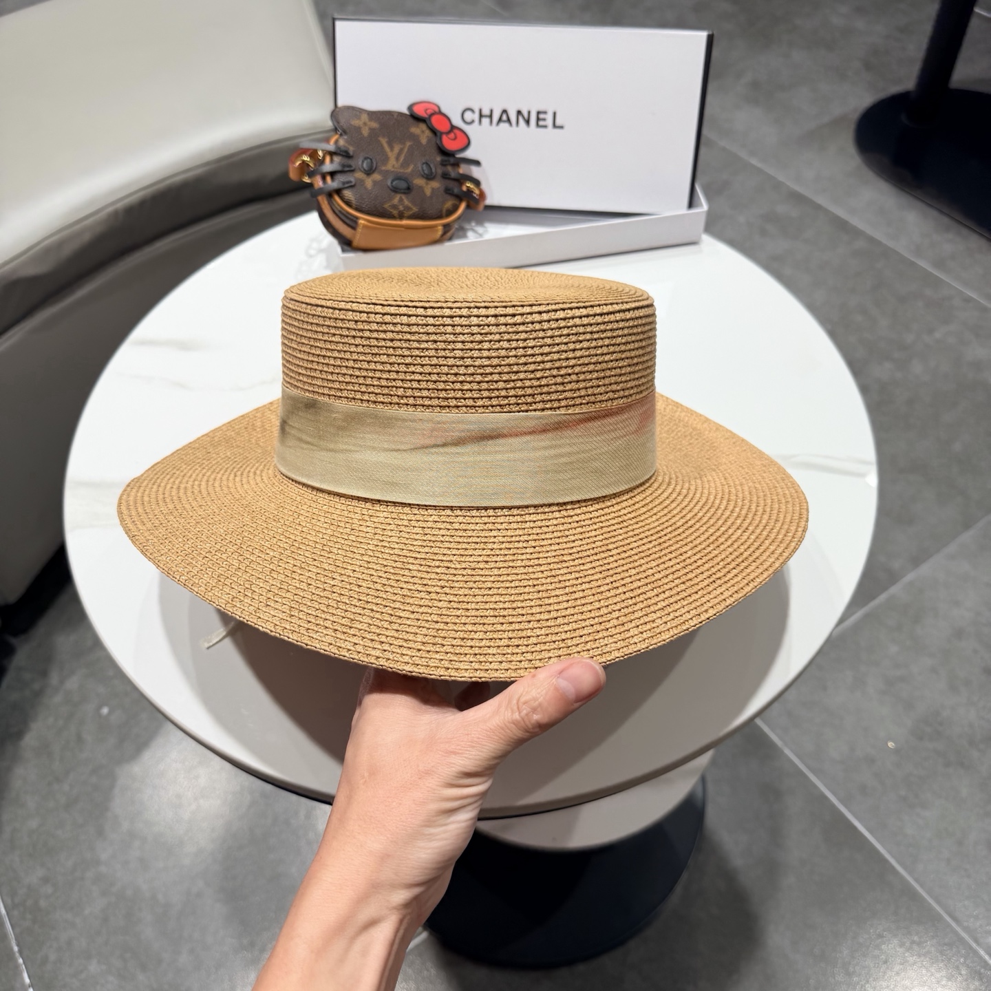 香奈儿新款遮阳帽，平顶礼帽，头围57cm