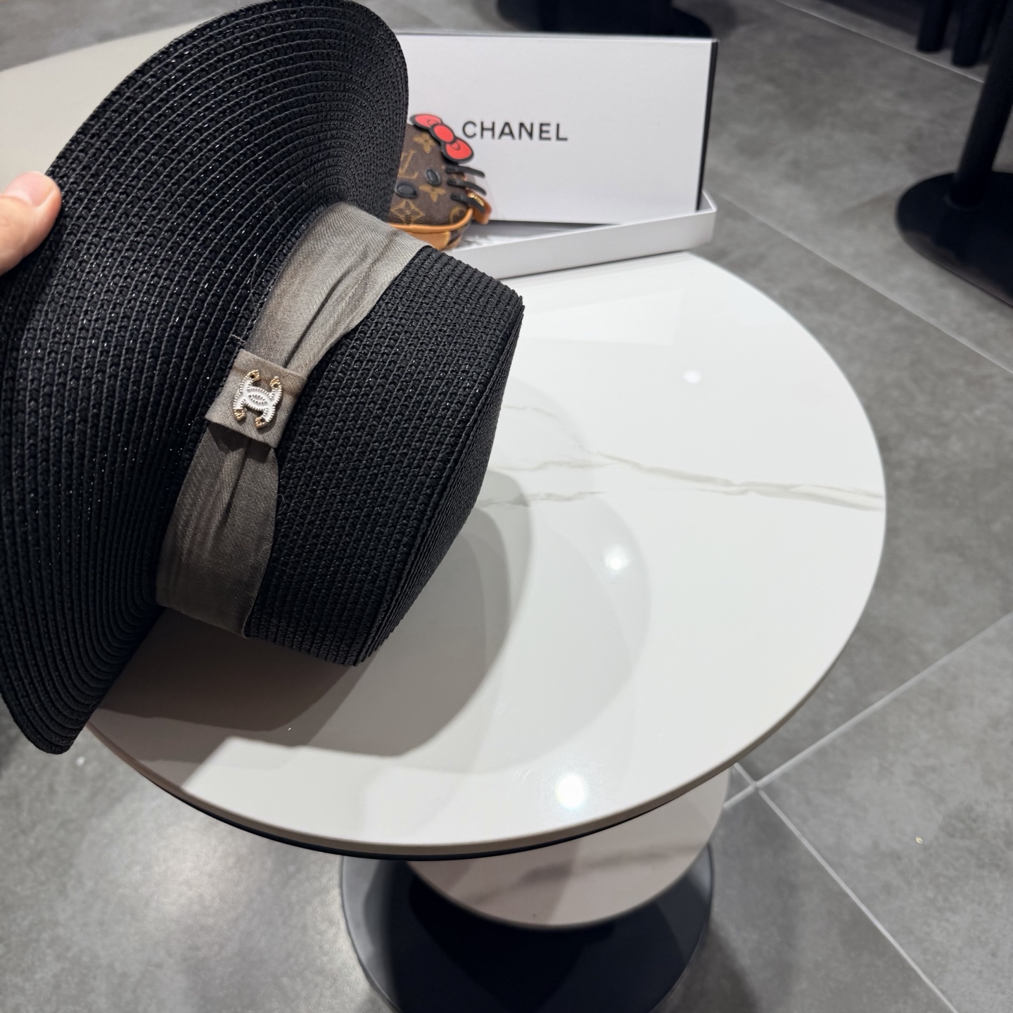 香奈儿新款遮阳帽，平顶礼帽，头围57cm