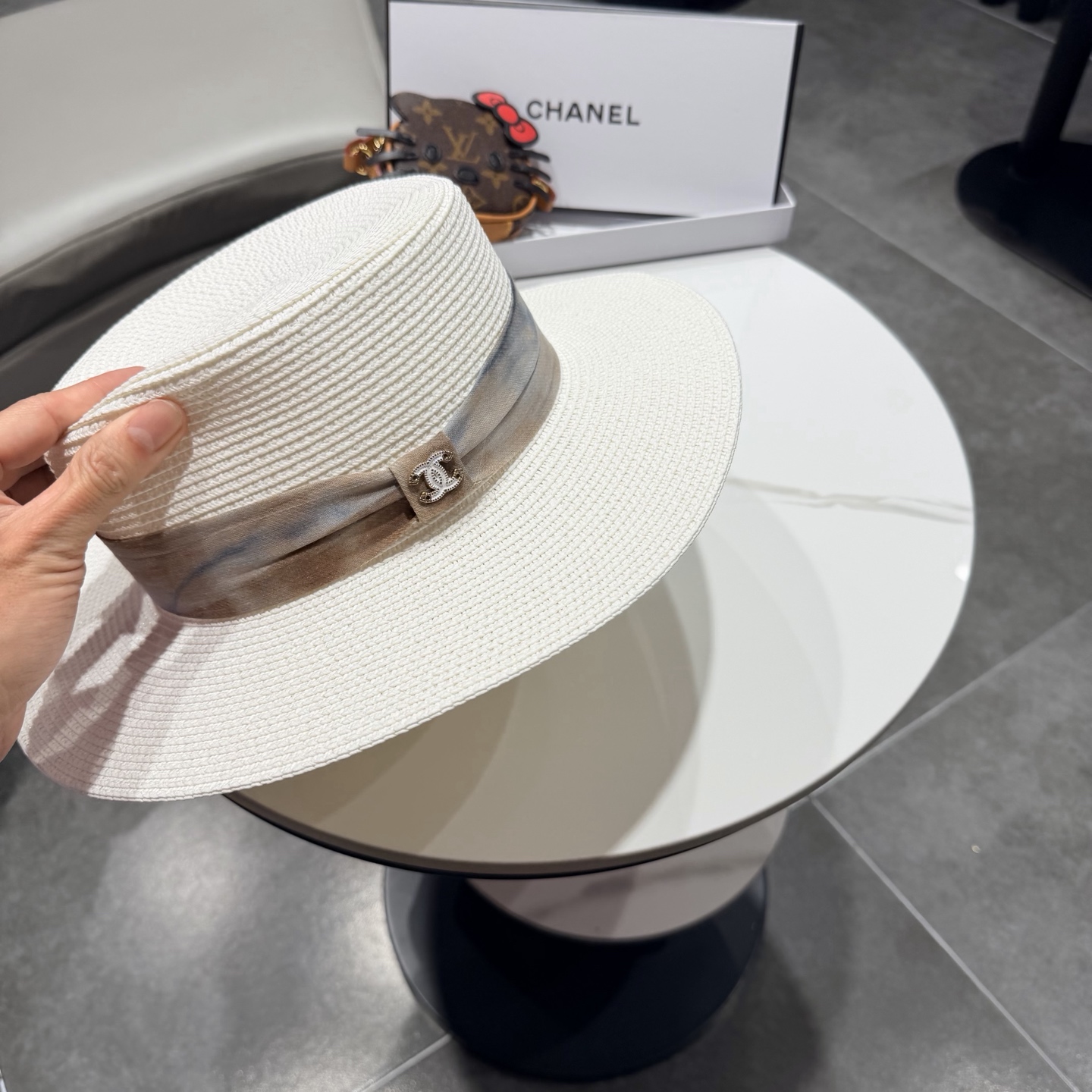香奈儿新款遮阳帽，平顶礼帽，头围57cm