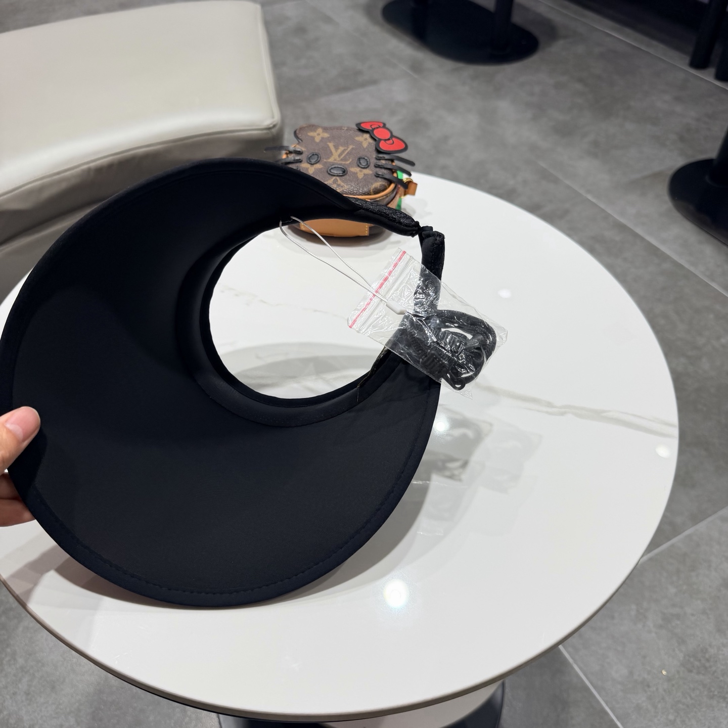 【LV路易威登】2026夏季新款男女款遮阳帽空顶帽，大牌出货，超方便！好搭！出街必备