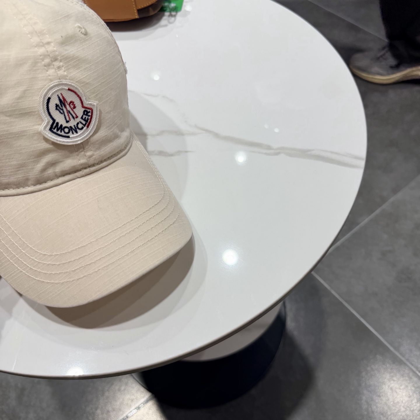 蒙口早春新款洗水做旧破洞棒球帽，男女同款