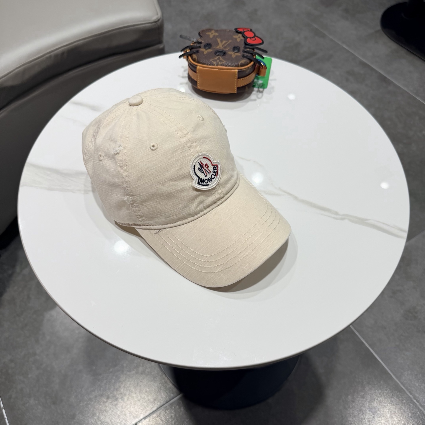 蒙口早春新款洗水做旧破洞棒球帽，男女同款