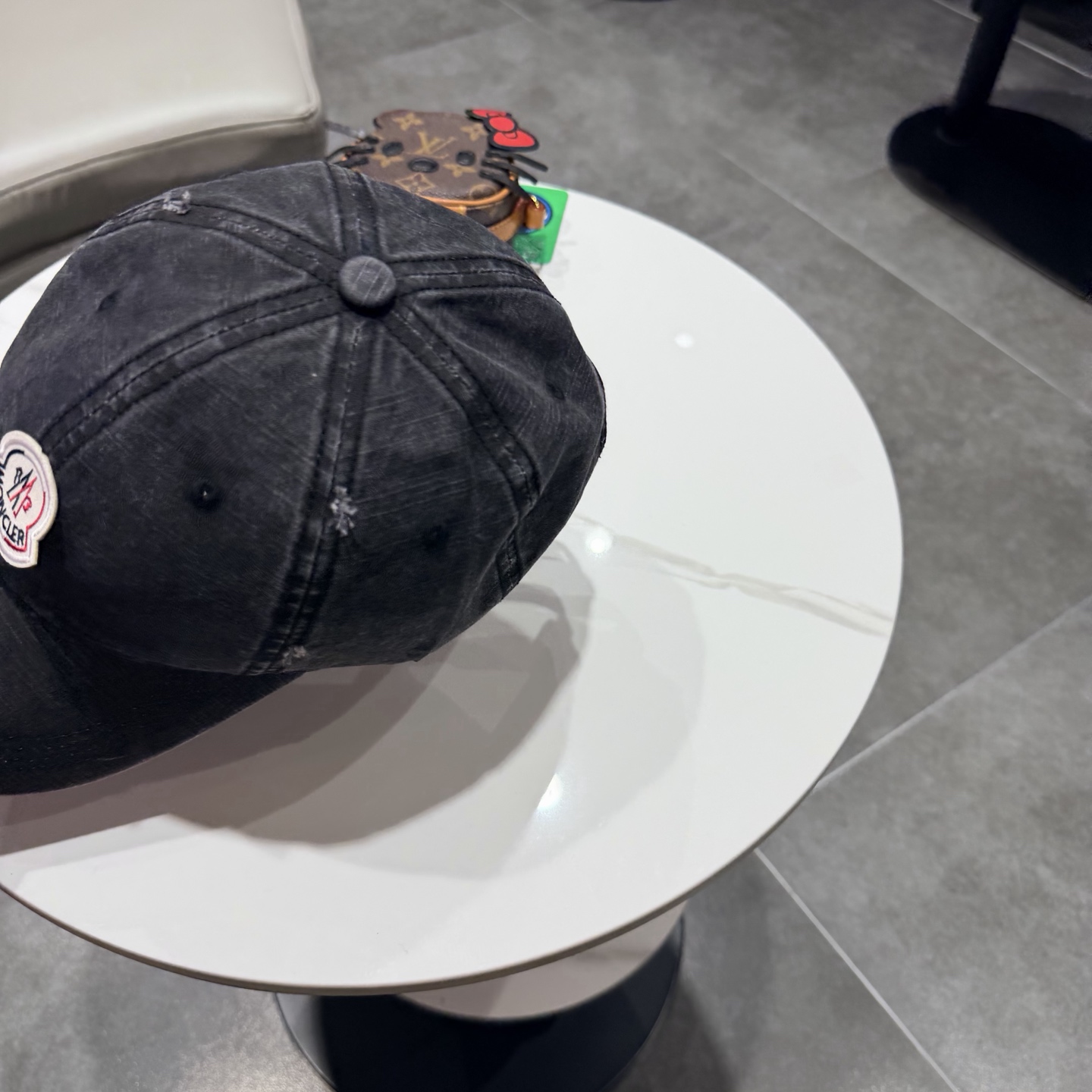 蒙口早春新款洗水做旧破洞棒球帽，男女同款