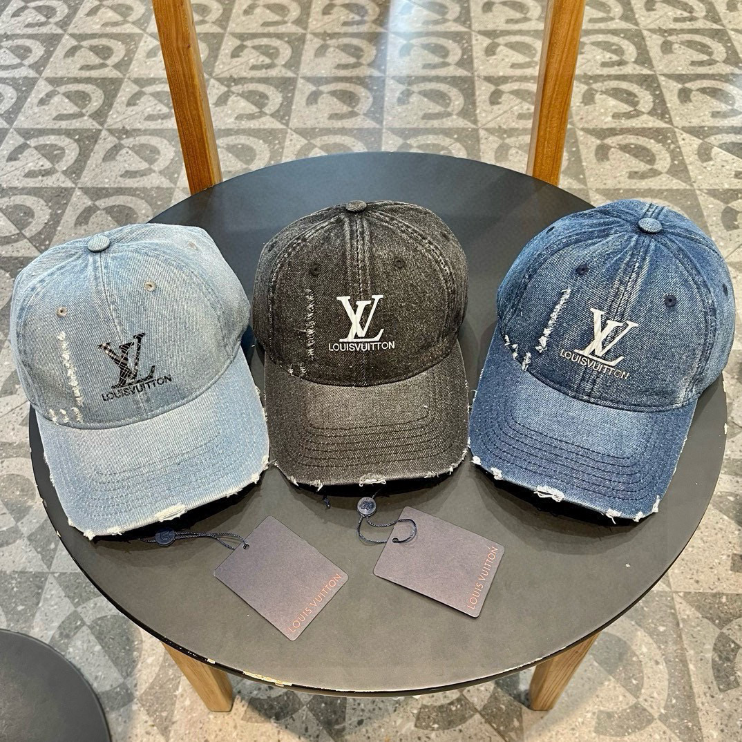 LouiVuittonLV👒专柜新款路易威登家刺绣棒球帽，简单大方 男女通用遮阳帽，