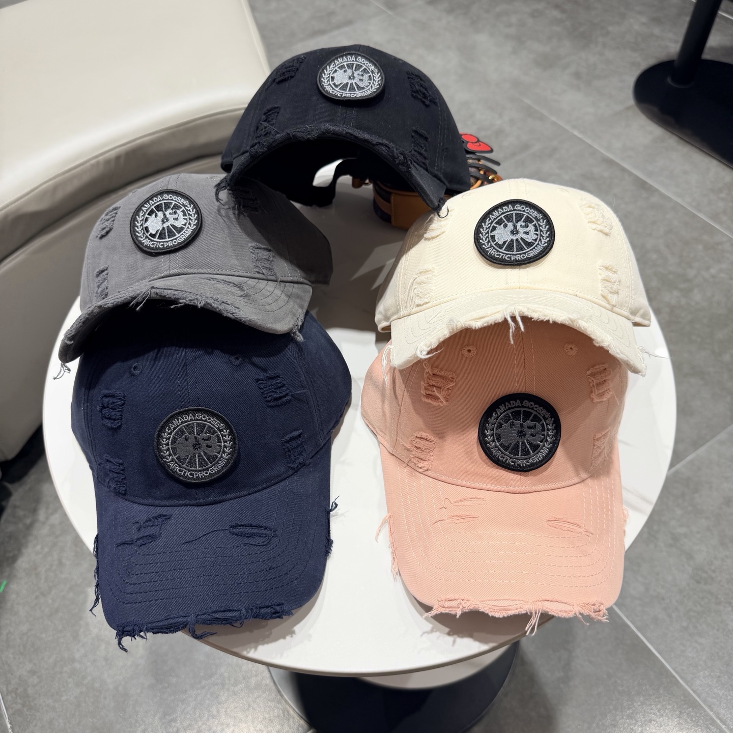 新款🌹 Canada Goose（加拿大鹅）🇨🇦棒球帽🧢刺绣logo款，简约大气😍 休闲时尚👍个性十足😱