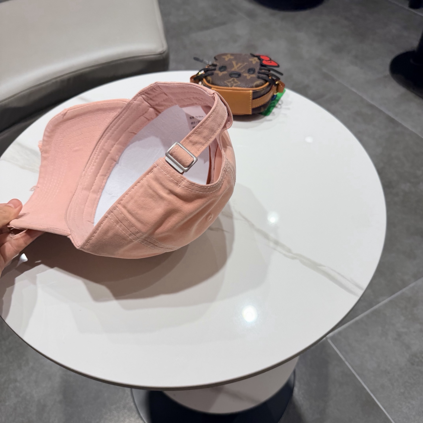 新款🌹 Canada Goose（加拿大鹅）🇨🇦棒球帽🧢刺绣logo款，简约大气😍 休闲时尚👍个性十足😱