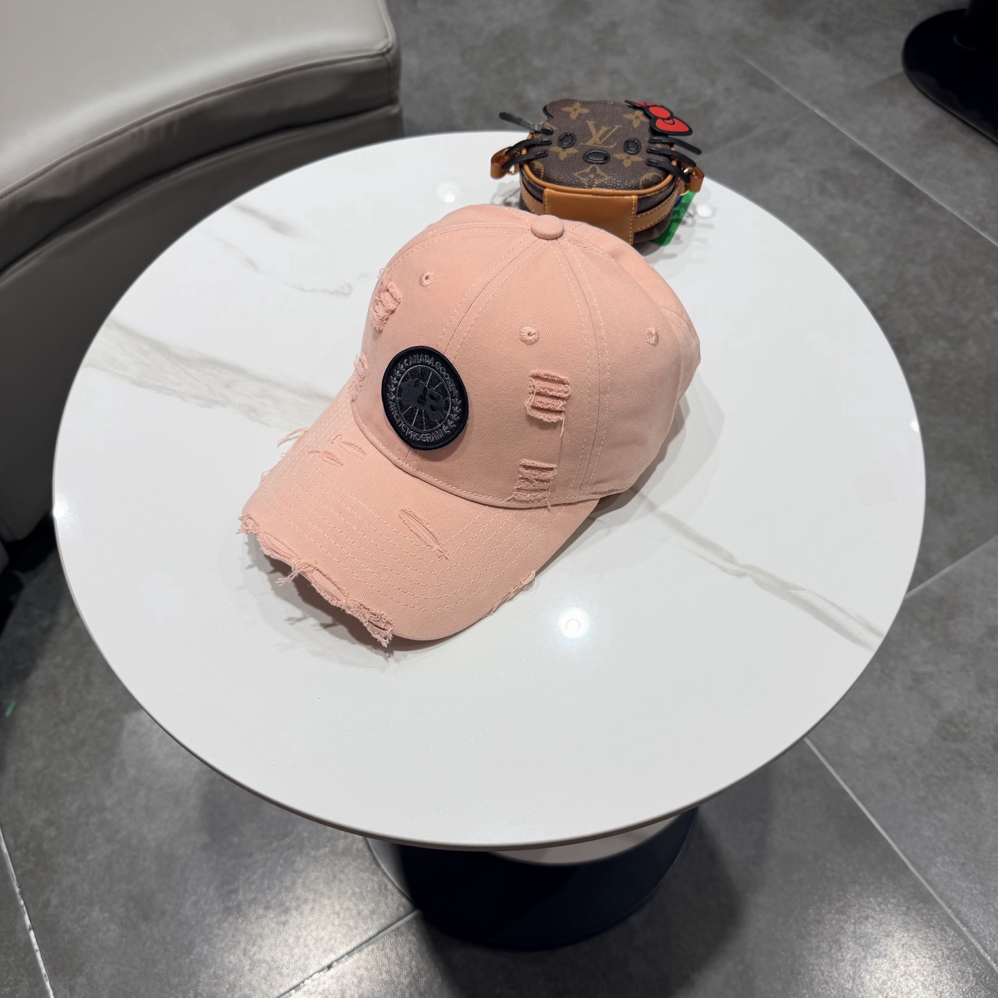 新款🌹 Canada Goose（加拿大鹅）🇨🇦棒球帽🧢刺绣logo款，简约大气😍 休闲时尚👍个性十足😱
