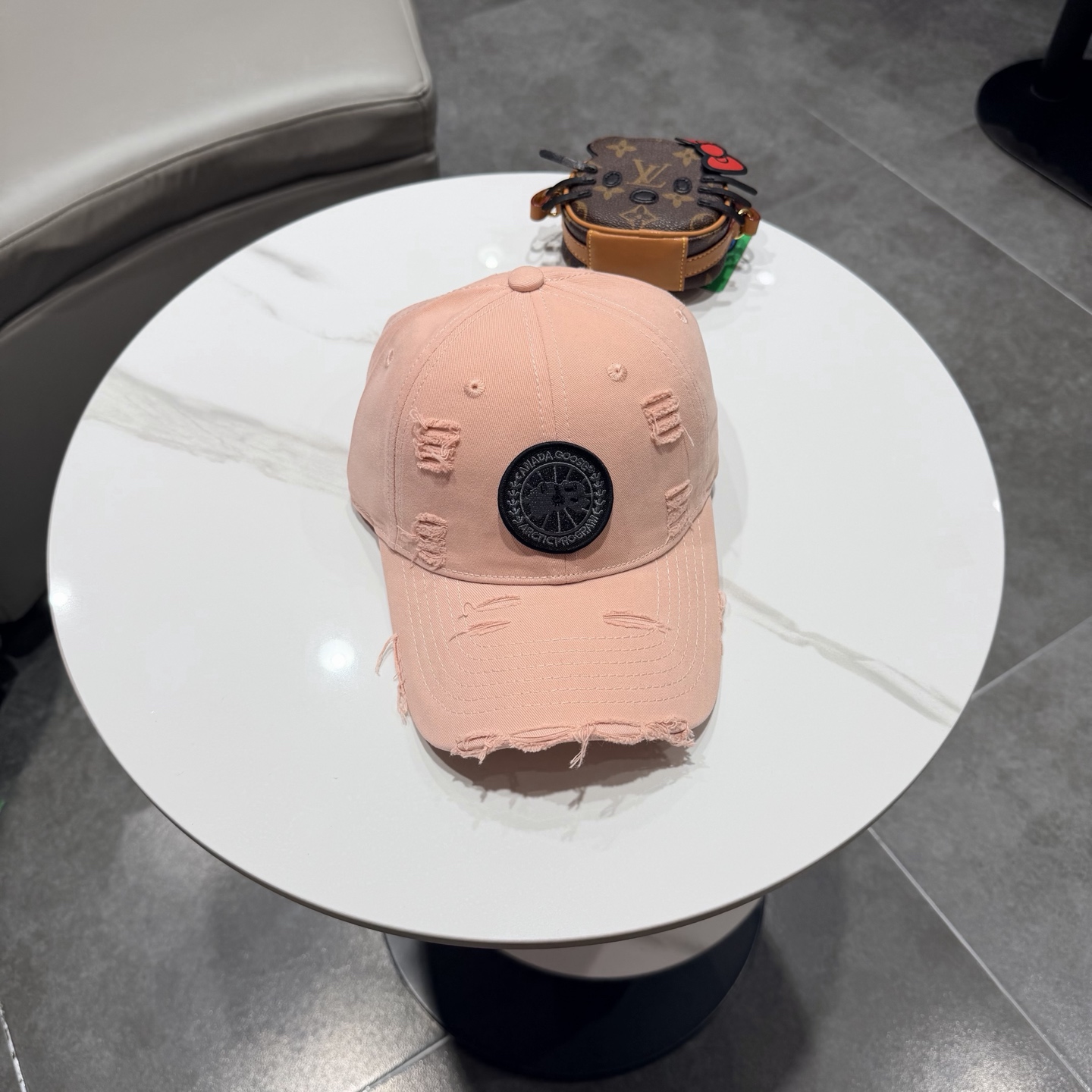 新款🌹 Canada Goose（加拿大鹅）🇨🇦棒球帽🧢刺绣logo款，简约大气😍 休闲时尚👍个性十足😱