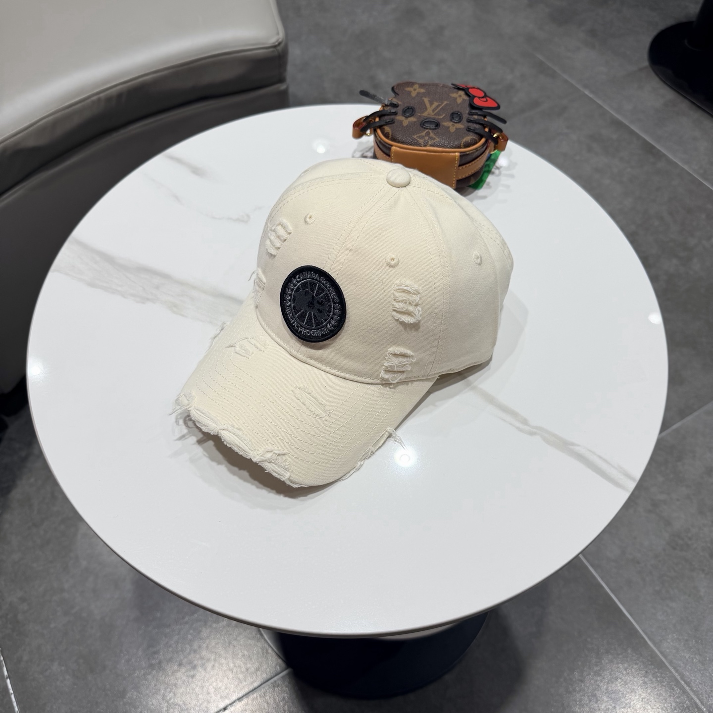 新款🌹 Canada Goose（加拿大鹅）🇨🇦棒球帽🧢刺绣logo款，简约大气😍 休闲时尚👍个性十足😱
