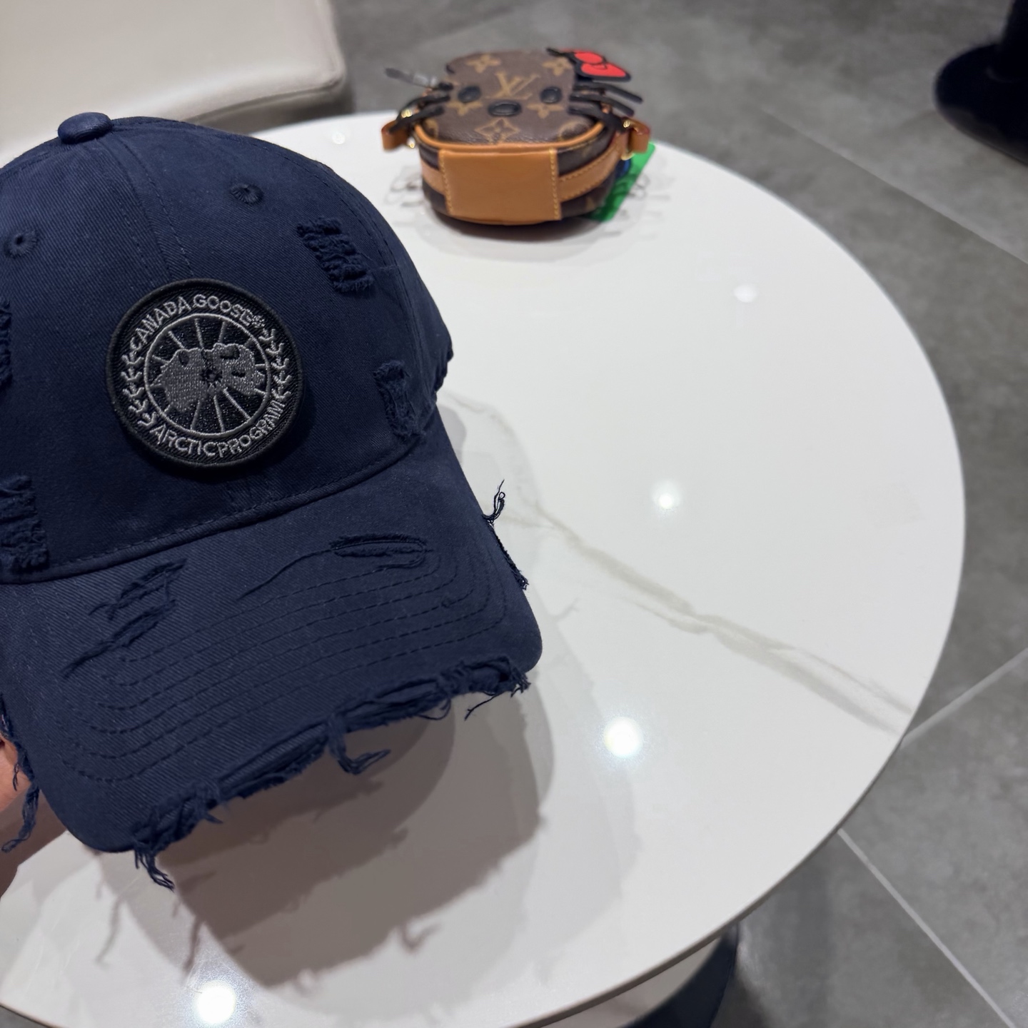 新款🌹 Canada Goose（加拿大鹅）🇨🇦棒球帽🧢刺绣logo款，简约大气😍 休闲时尚👍个性十足😱