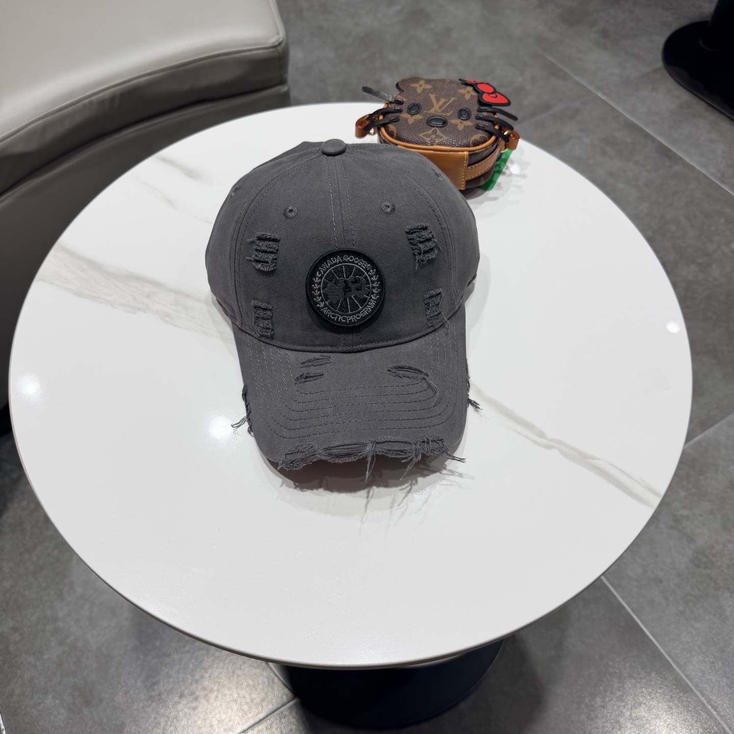 新款🌹 Canada Goose（加拿大鹅）🇨🇦棒球帽🧢刺绣logo款，简约大气😍 休闲时尚👍个性十足😱