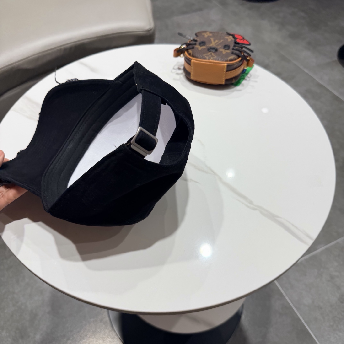 新款🌹 Canada Goose（加拿大鹅）🇨🇦棒球帽🧢刺绣logo款，简约大气😍 休闲时尚👍个性十足😱