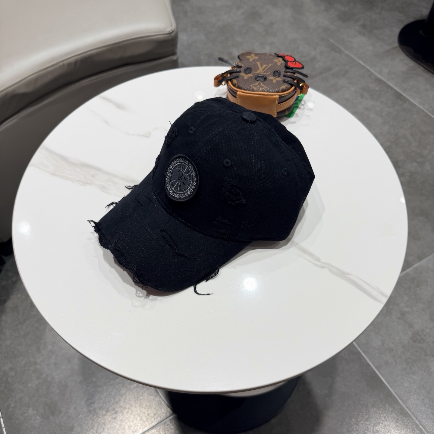 新款🌹 Canada Goose（加拿大鹅）🇨🇦棒球帽🧢刺绣logo款，简约大气😍 休闲时尚👍个性十足😱