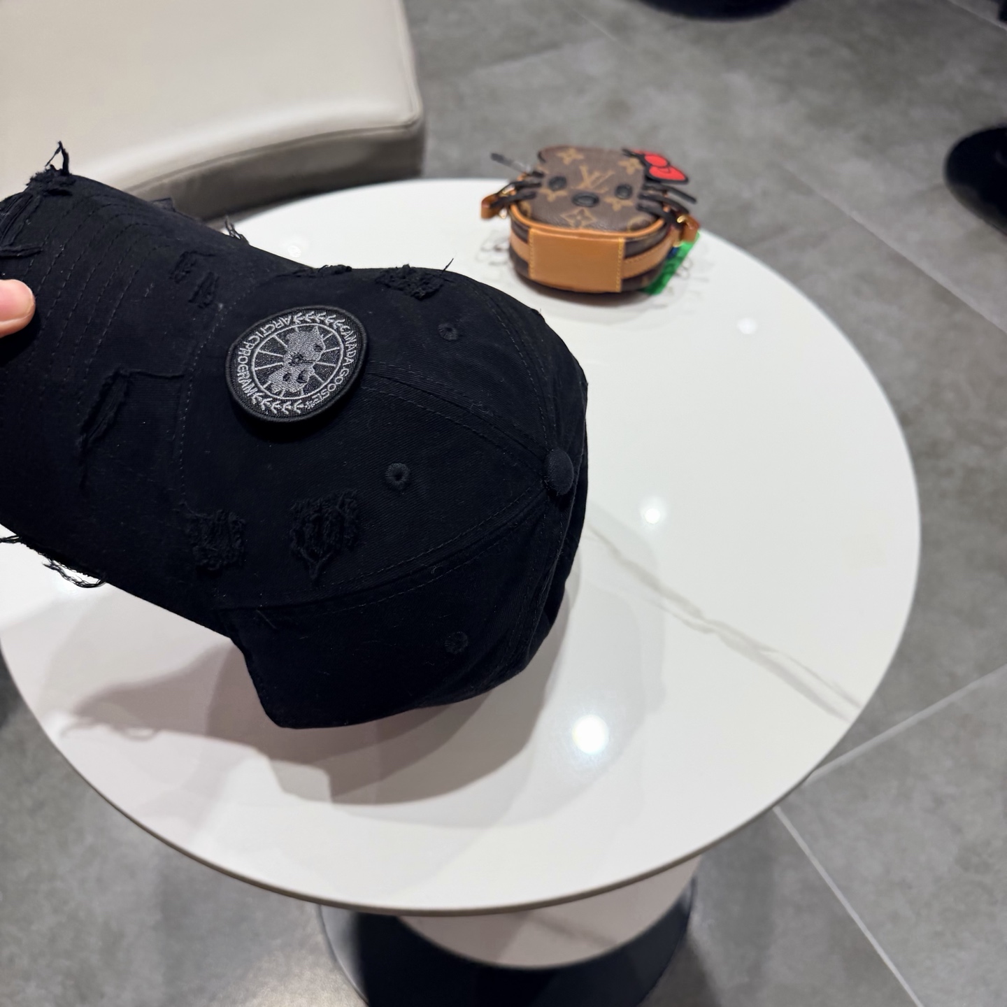 新款🌹 Canada Goose（加拿大鹅）🇨🇦棒球帽🧢刺绣logo款，简约大气😍 休闲时尚👍个性十足😱
